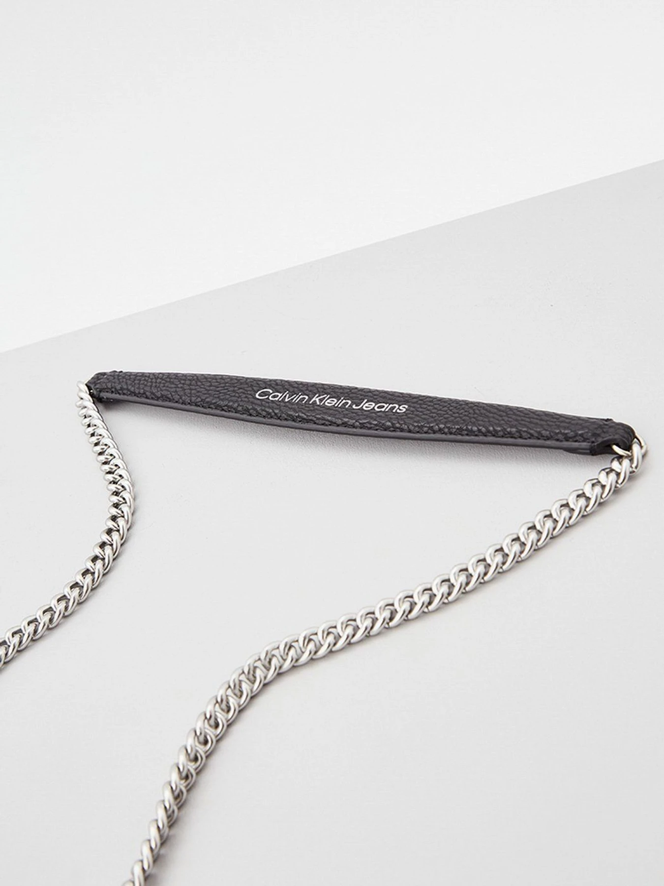 Сумки Calvin Klein Jeans модель K60K608937_BDS Фото