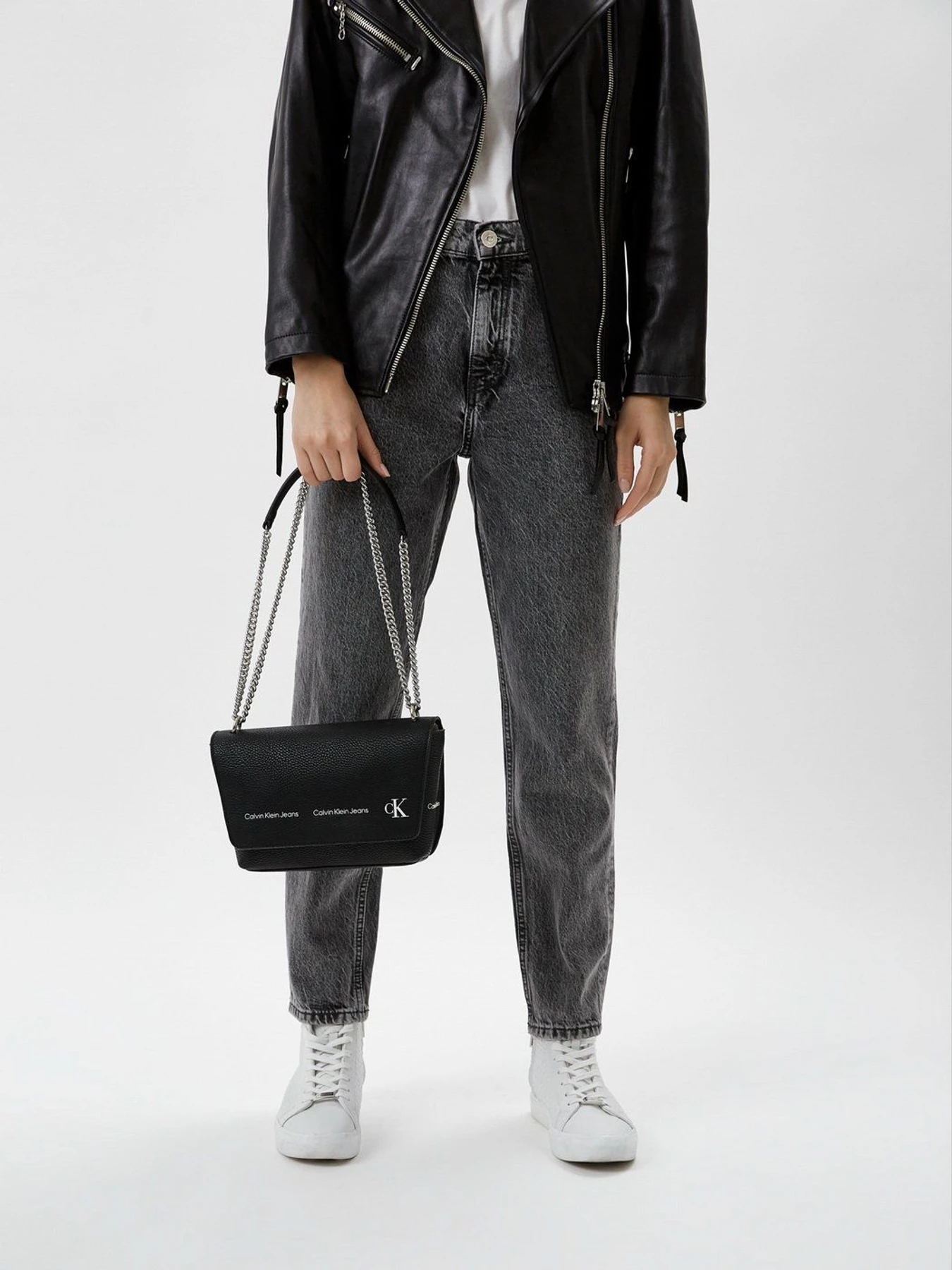 Сумки Calvin Klein Jeans модель K60K608937_BDS Фото