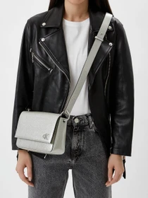 Сумки Calvin Klein Jeans модель K60K608942_01B Фото