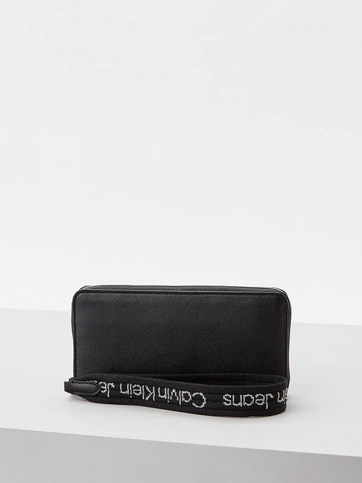 Кошельки Calvin Klein Jeans модель K60K608967_BDS Фото