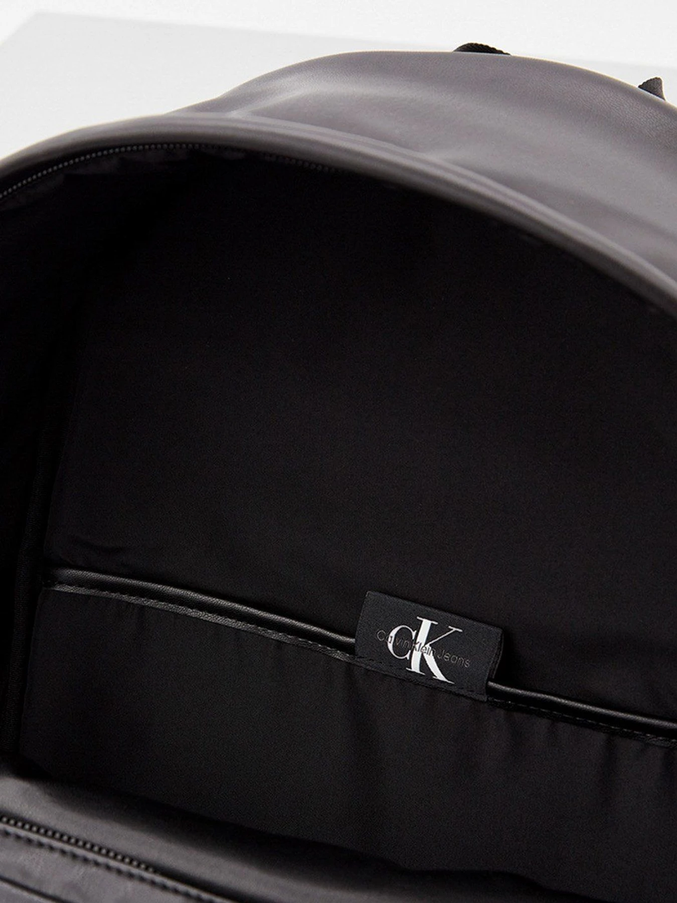 Рюкзаки Calvin Klein Jeans модель K50K508201_BDS Фото