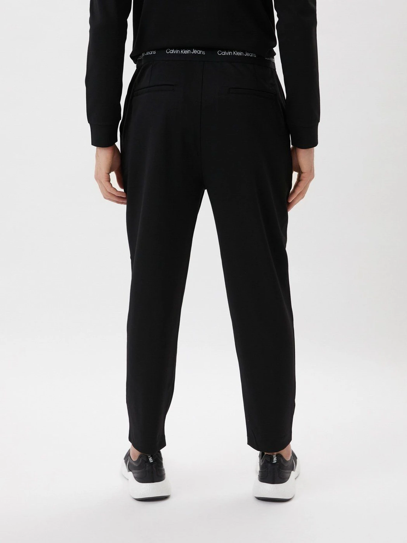 Брюки Calvin Klein Jeans модель J30J319654_BEH Брюки Calvin Klein Jeans модель J30J319654_BEH Фото
