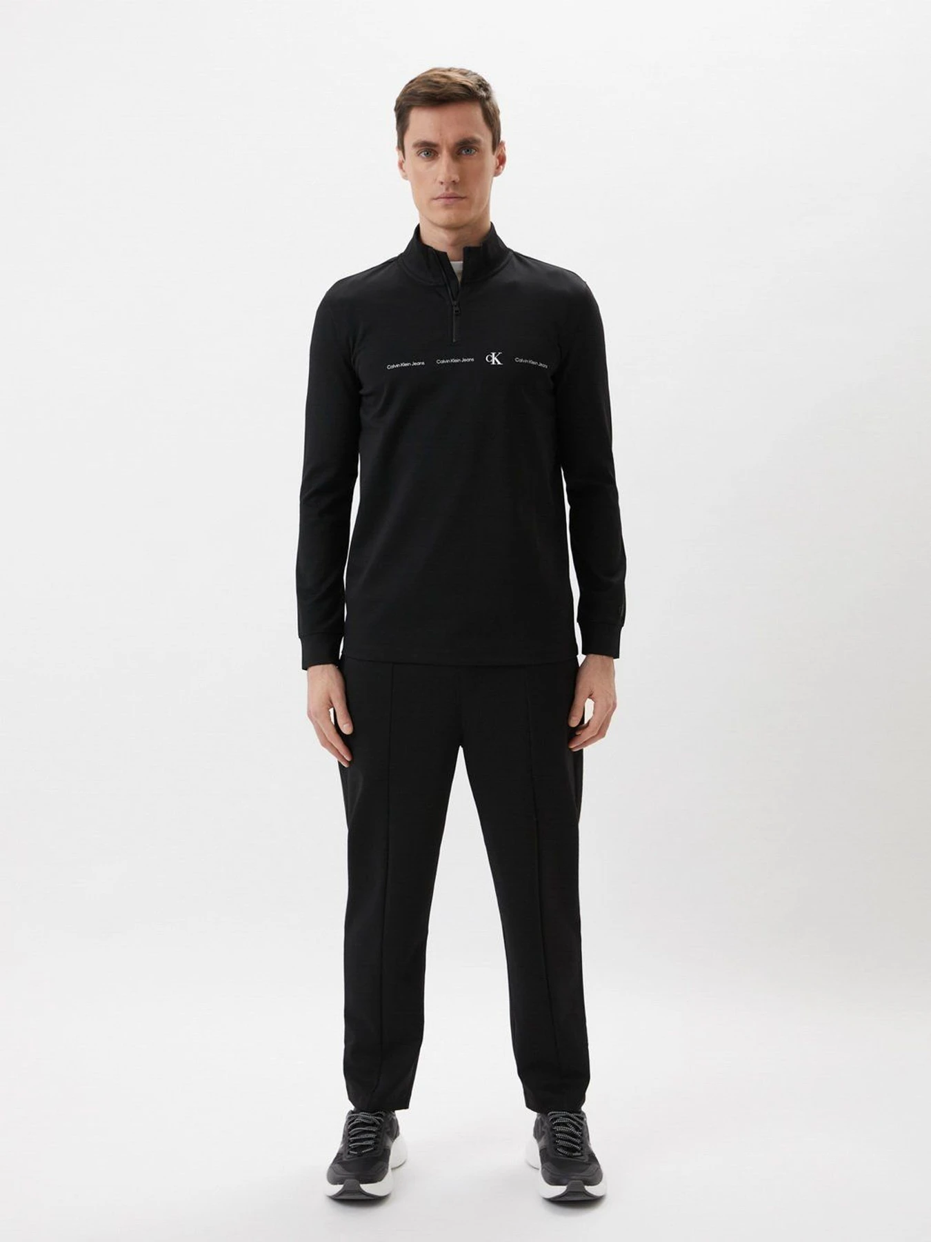 Брюки Calvin Klein Jeans модель J30J319654_BEH Брюки Calvin Klein Jeans модель J30J319654_BEH Фото