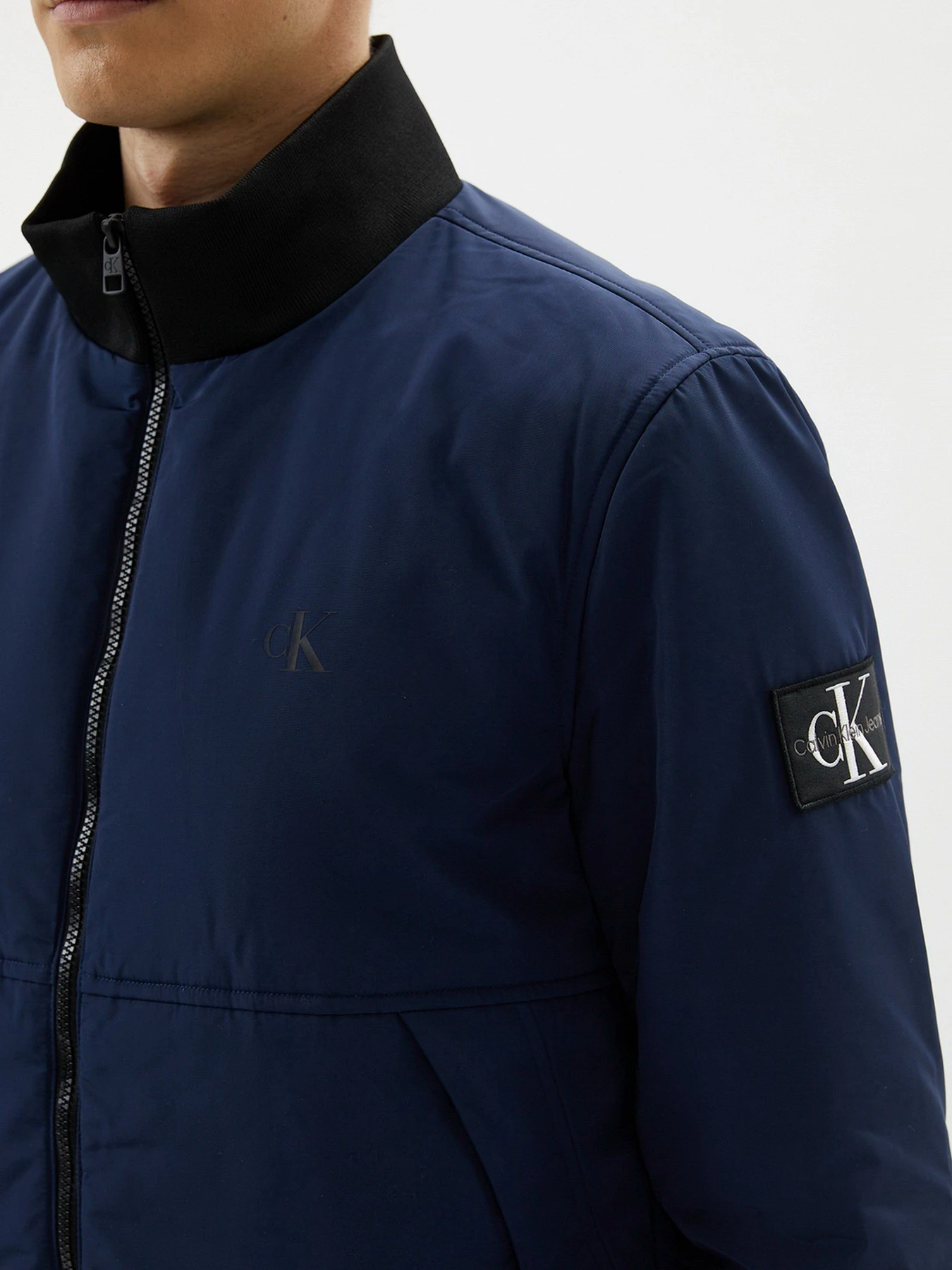 Куртки и дубленки Calvin Klein Jeans модель J30J319884_CBK Куртки и дубленки Calvin Klein Jeans модель J30J319884_CBK Фото