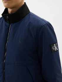 Куртки и дубленки Calvin Klein Jeans модель J30J319884_CBK Фото