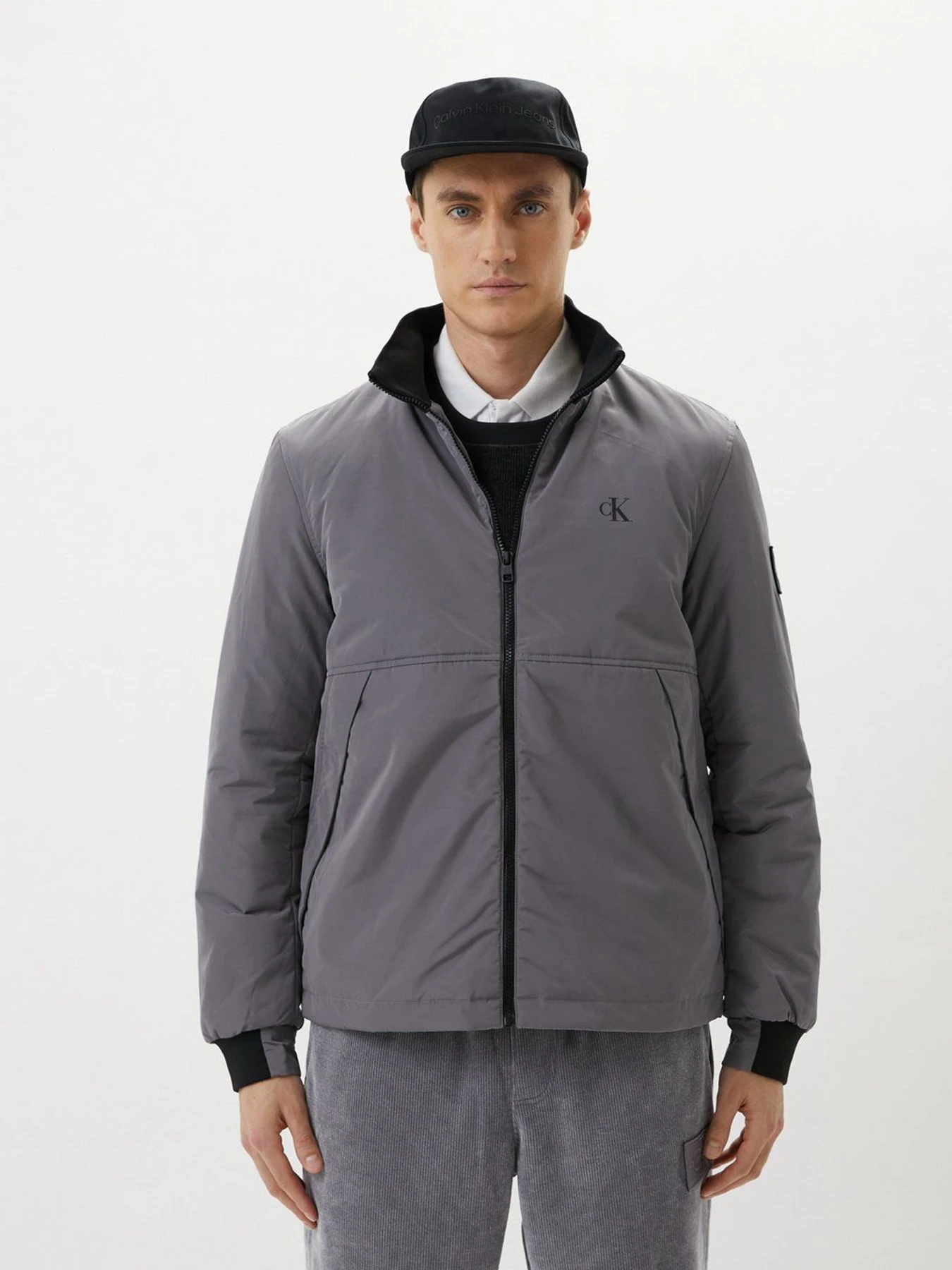 Куртки и дубленки Calvin Klein Jeans модель J30J319884_PTP Куртки и дубленки Calvin Klein Jeans модель J30J319884_PTP Фото