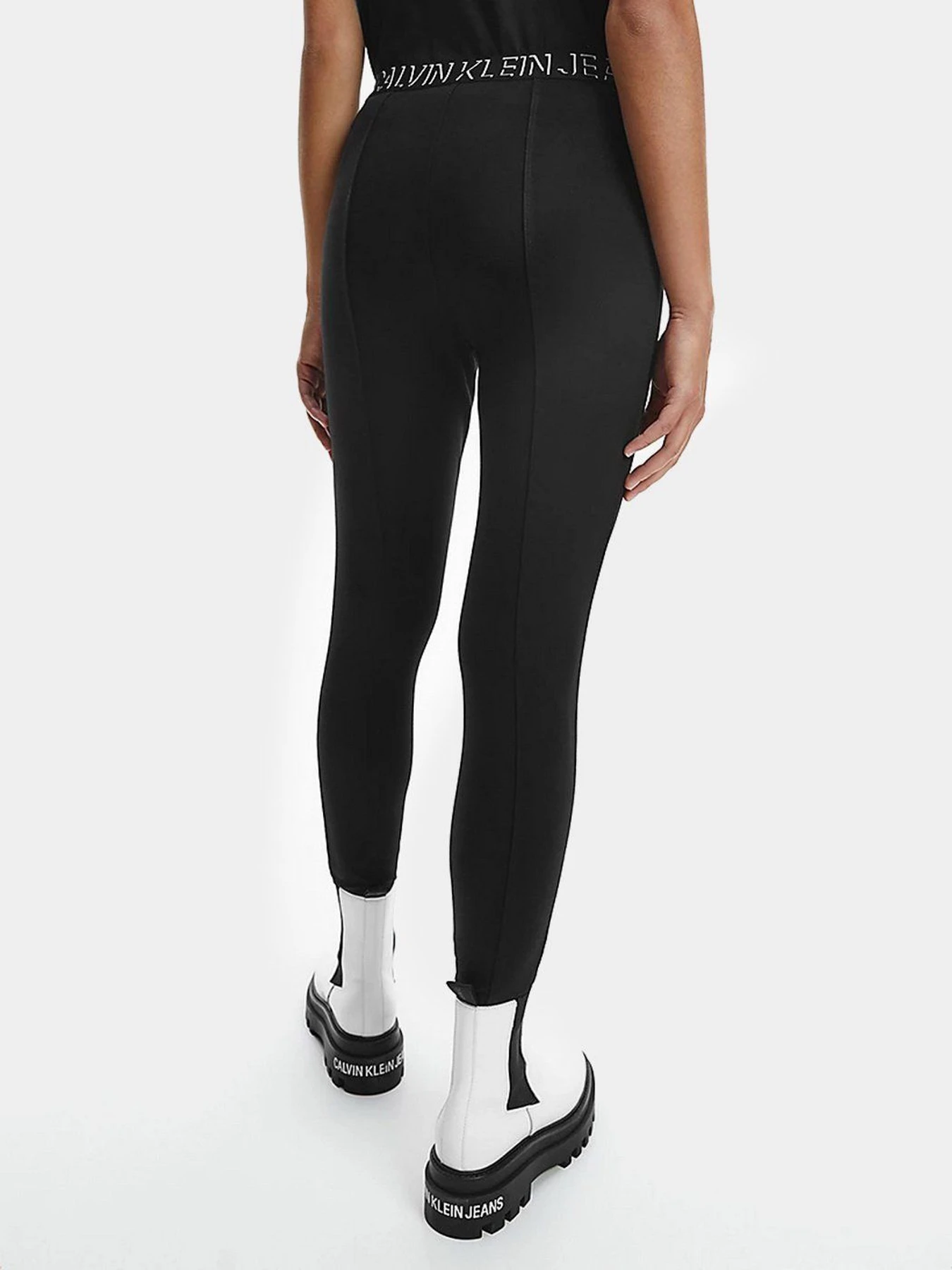 Штани Calvin Klein Jeans модель J20J216586_BEH Штани Calvin Klein Jeans модель J20J216586_BEH Фото