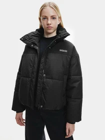 Куртки и дубленки Calvin Klein Jeans модель J20J216824_BEH Фото