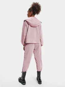 Куртки та дублянки Calvin Klein Jeans модель J20J217704_0JV Фото