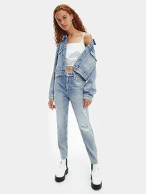 Джинсы Calvin Klein Jeans Mom модель J20J217832_1A4 Фото