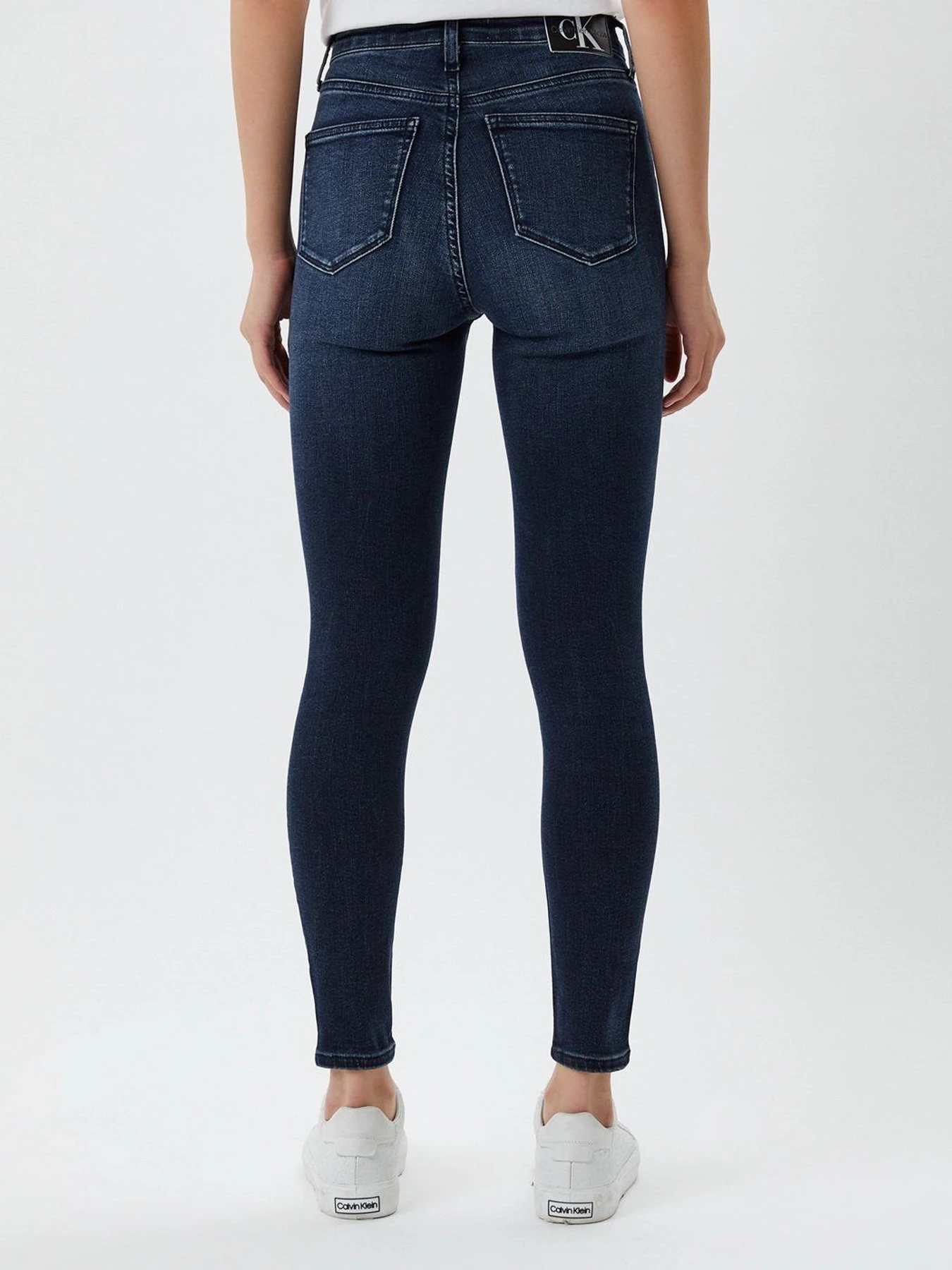 Джинсы Calvin Klein Jeans модель J20J217869_1BJ Джинсы Calvin Klein Jeans модель J20J217869_1BJ Фото