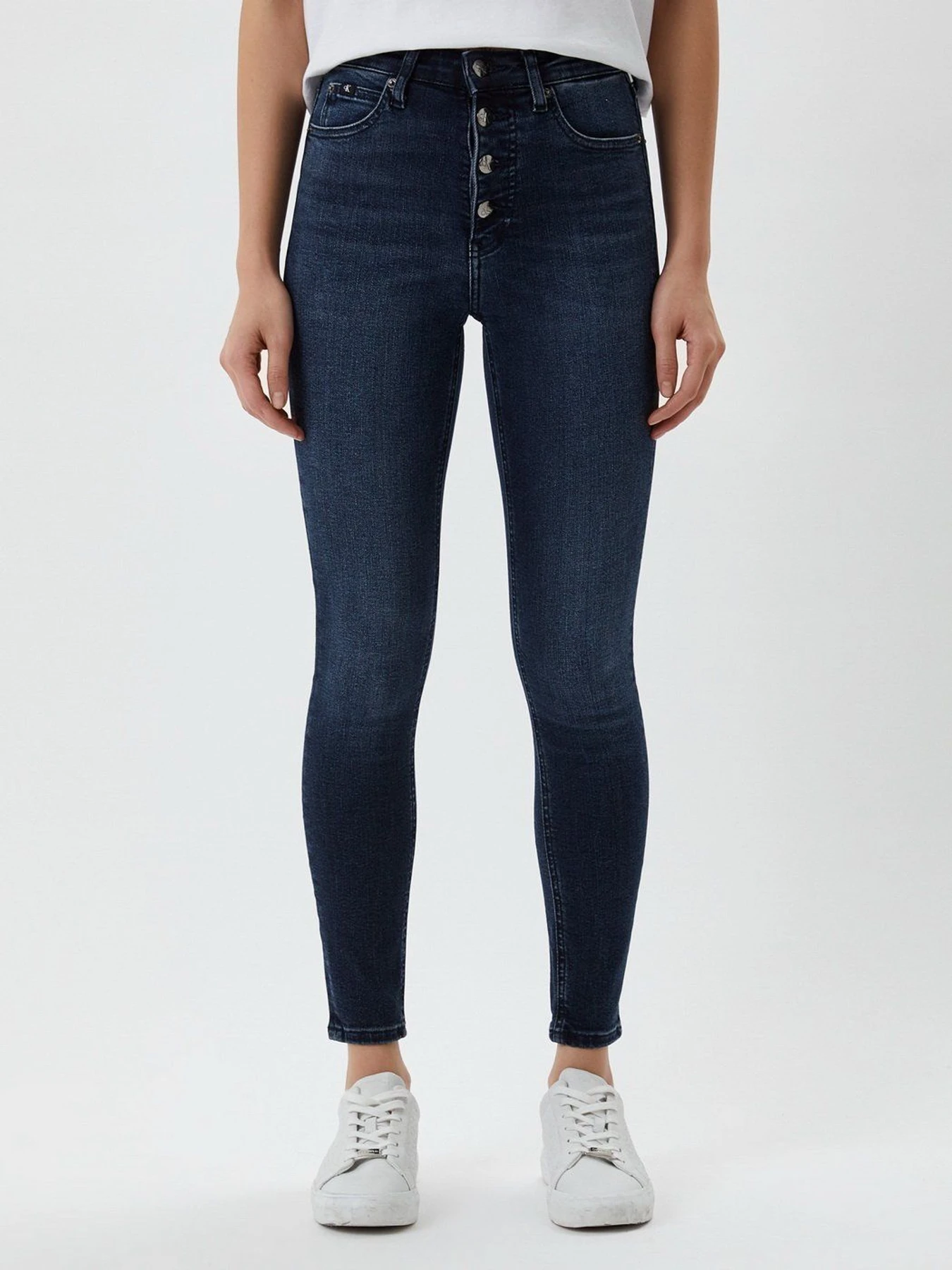 Джинсы Calvin Klein Jeans модель J20J217869_1BJ Джинсы Calvin Klein Jeans модель J20J217869_1BJ Фото