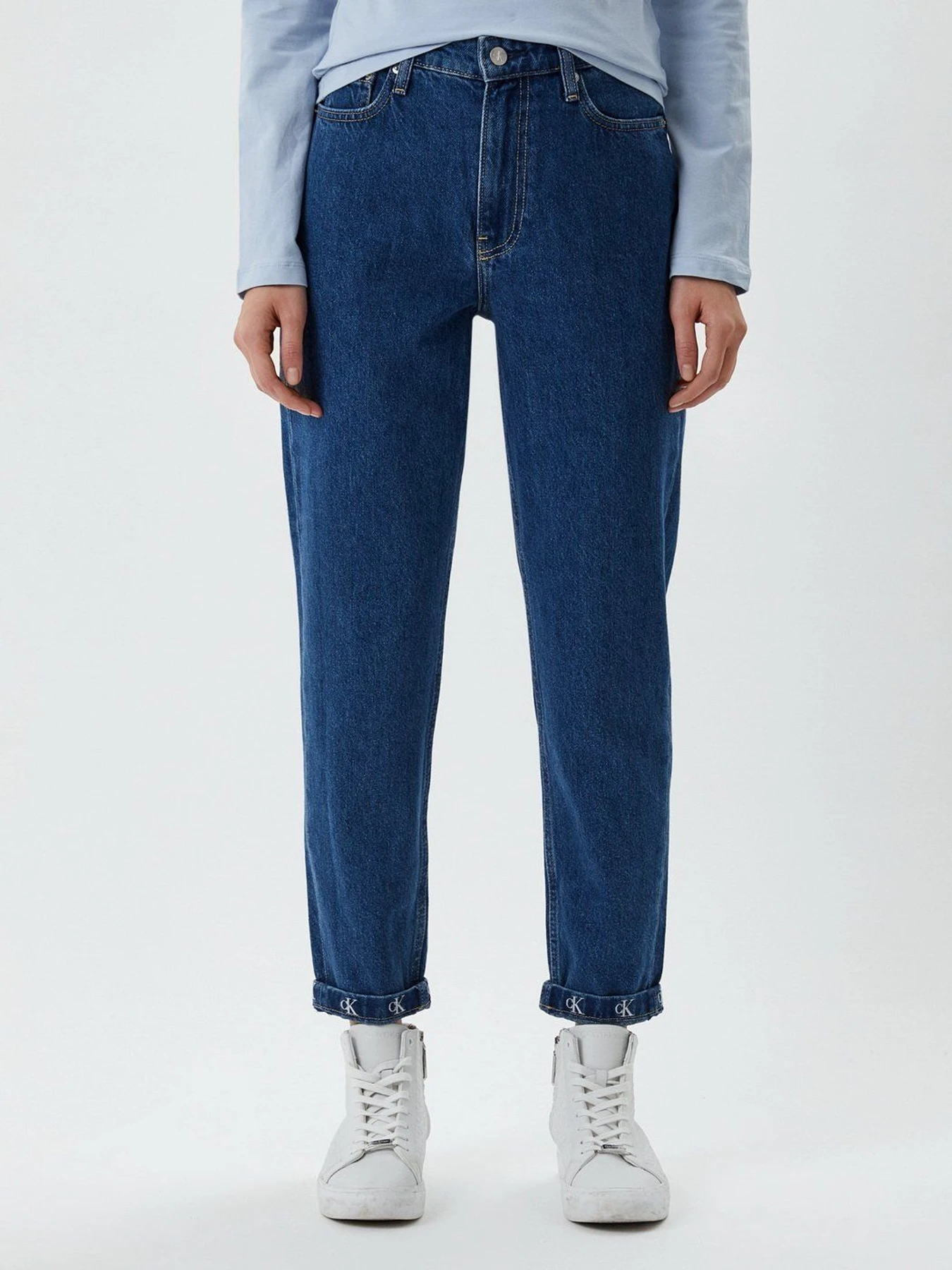 Джинсы Calvin Klein Jeans Donna модель J20J217871_1A4 Джинсы Calvin Klein Jeans Donna модель J20J217871_1A4 Фото