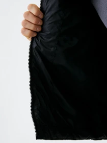 Куртки и дубленки Calvin Klein Jeans модель J30J319678_BEH Фото