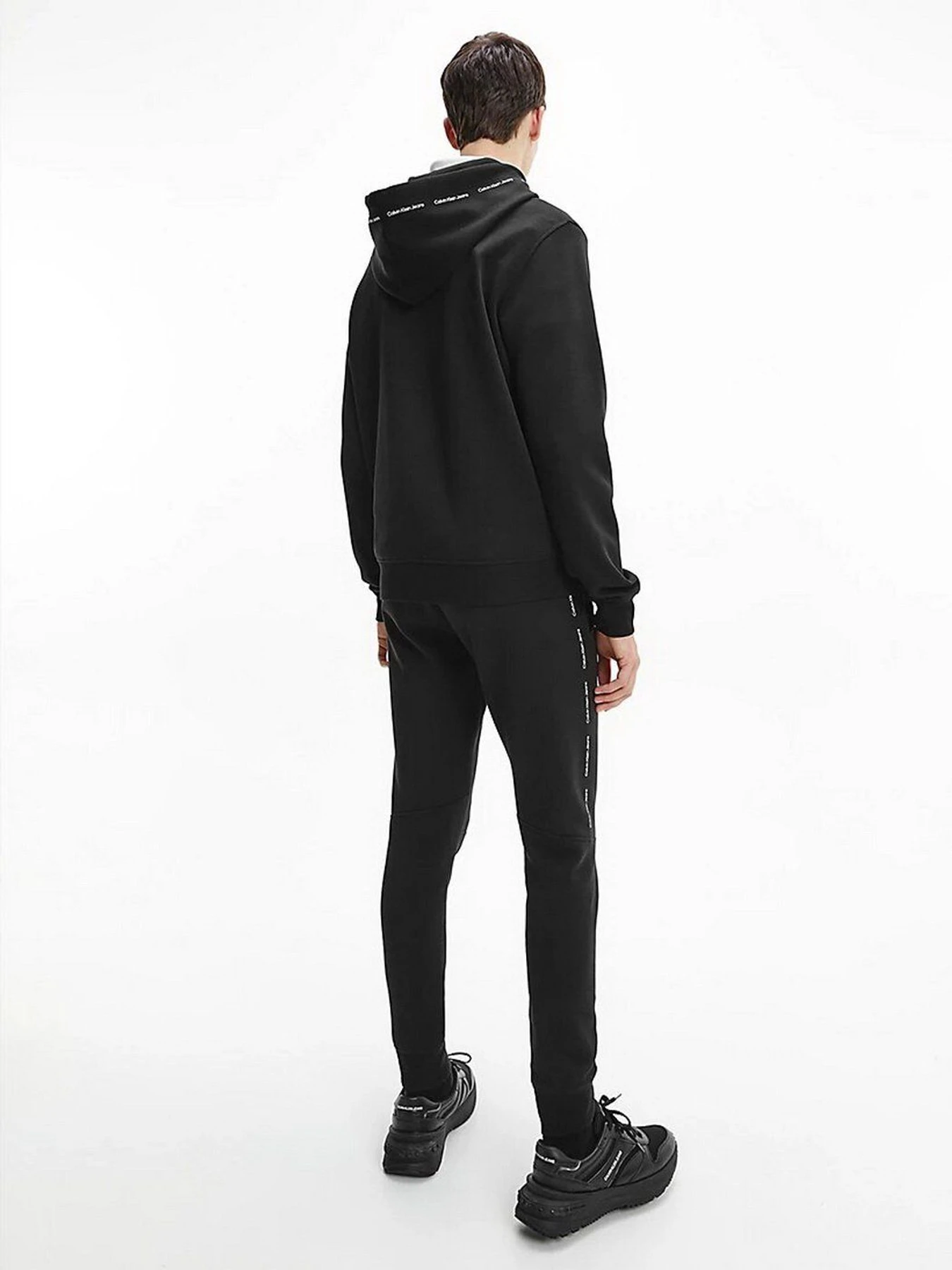 Худі та світшоти Calvin Klein Jeans модель J30J319701_BEH Худі та світшоти Calvin Klein Jeans модель J30J319701_BEH Фото