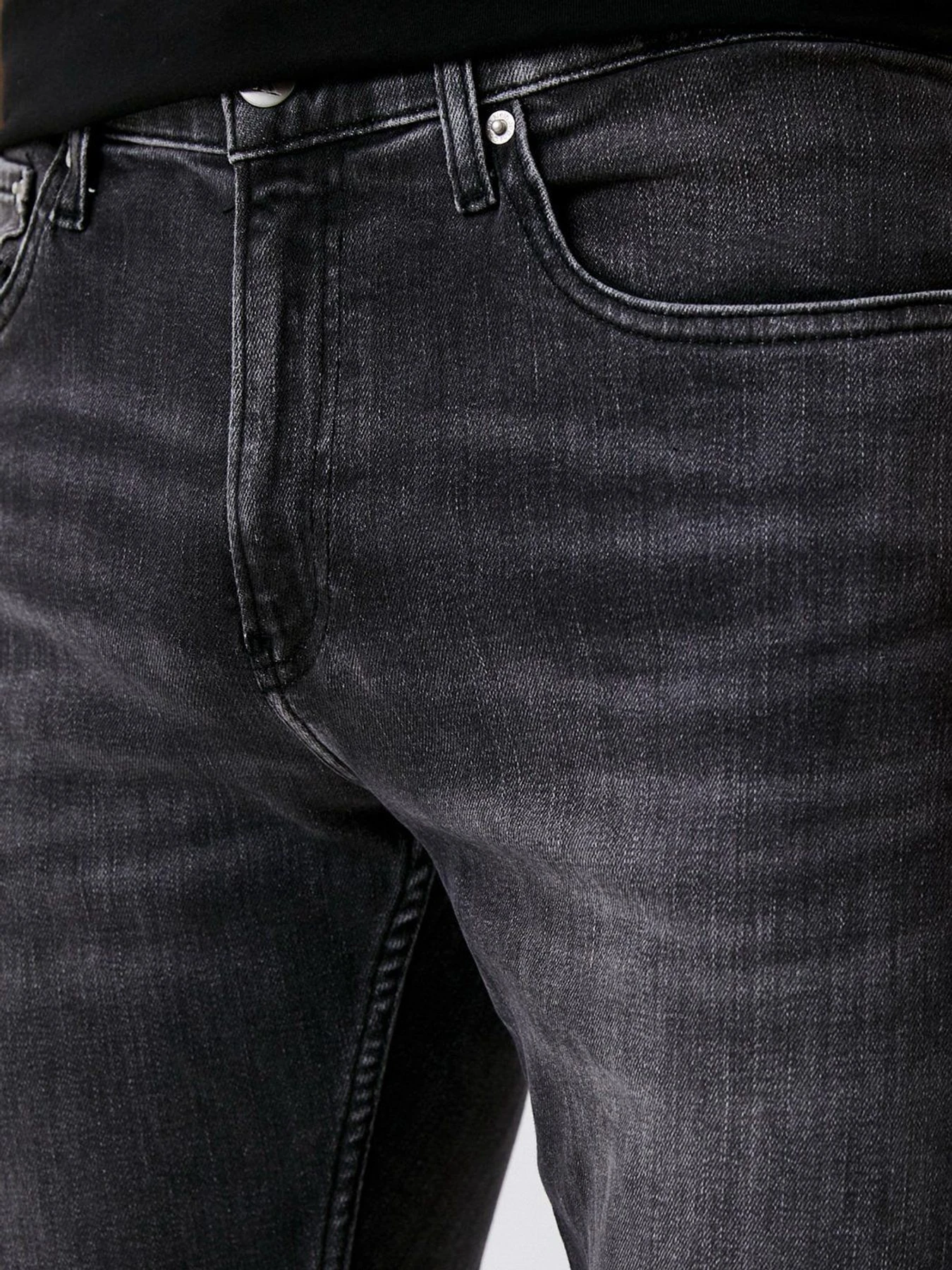 Джинси Calvin Klein Jeans модель J30J319845_1BZ Джинси Calvin Klein Jeans модель J30J319845_1BZ Фото
