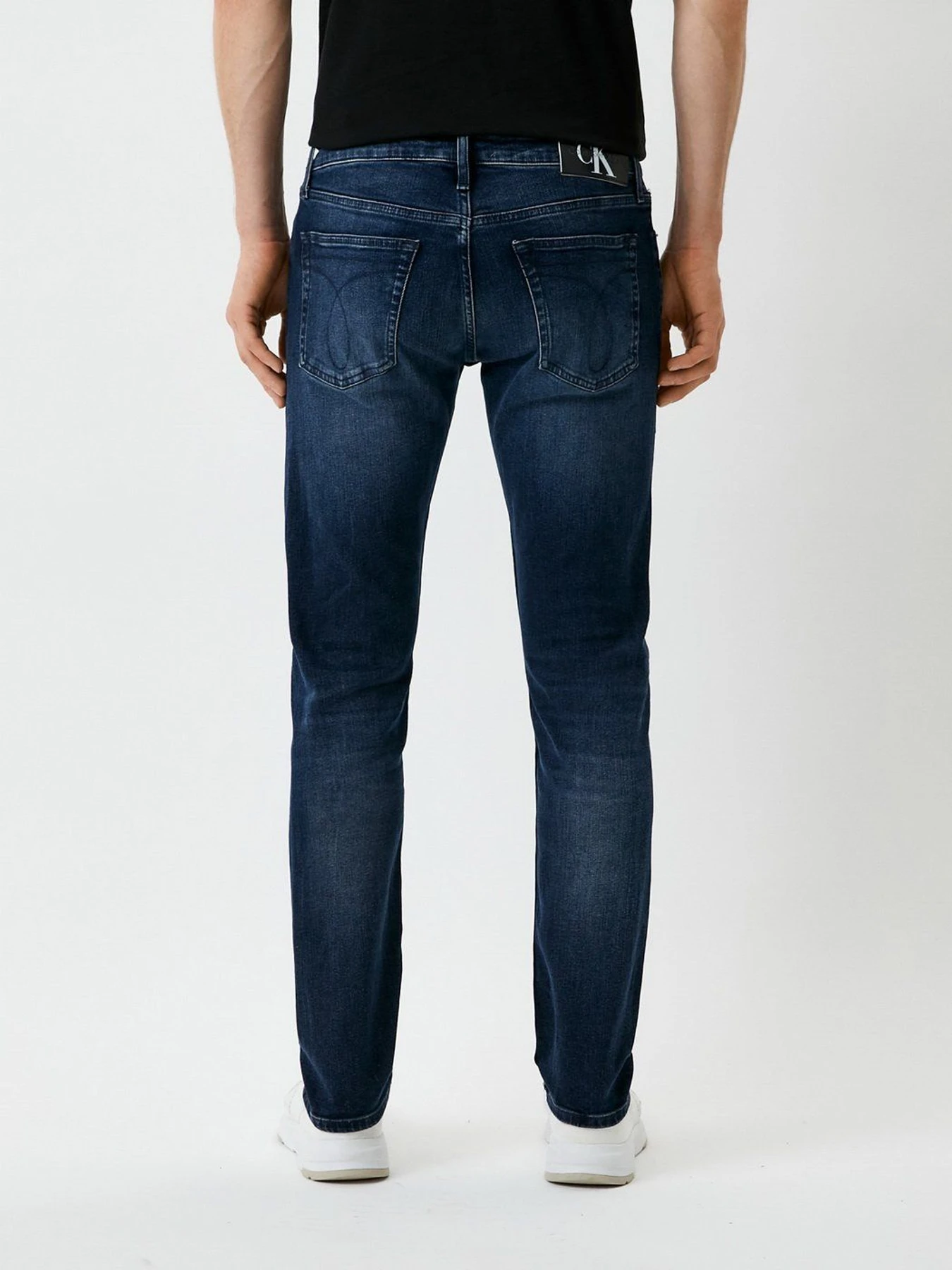 Джинси Calvin Klein Jeans модель J30J319846_1BJ Джинси Calvin Klein Jeans модель J30J319846_1BJ Фото