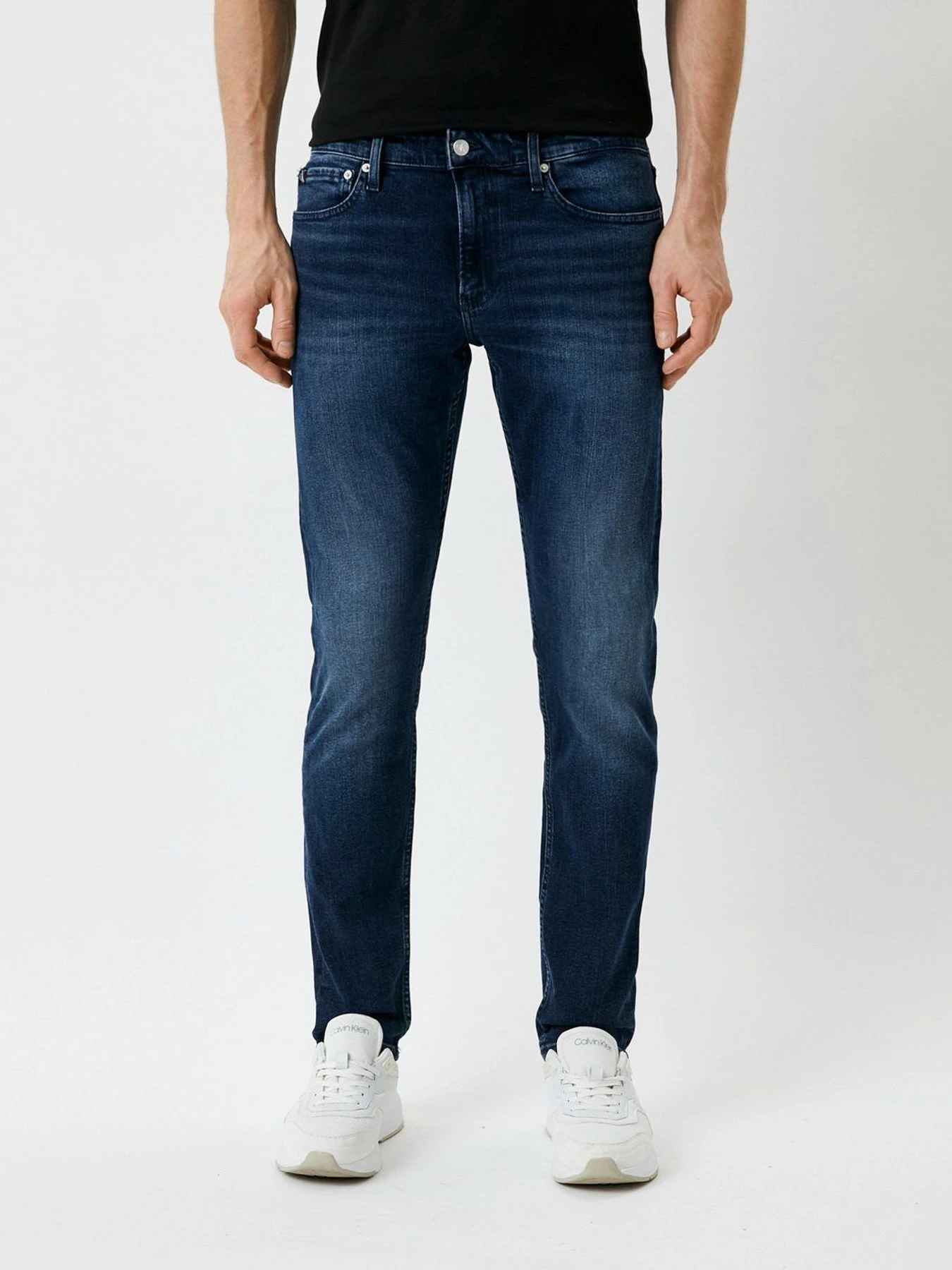 Джинси Calvin Klein Jeans модель J30J319846_1BJ Джинси Calvin Klein Jeans модель J30J319846_1BJ Фото