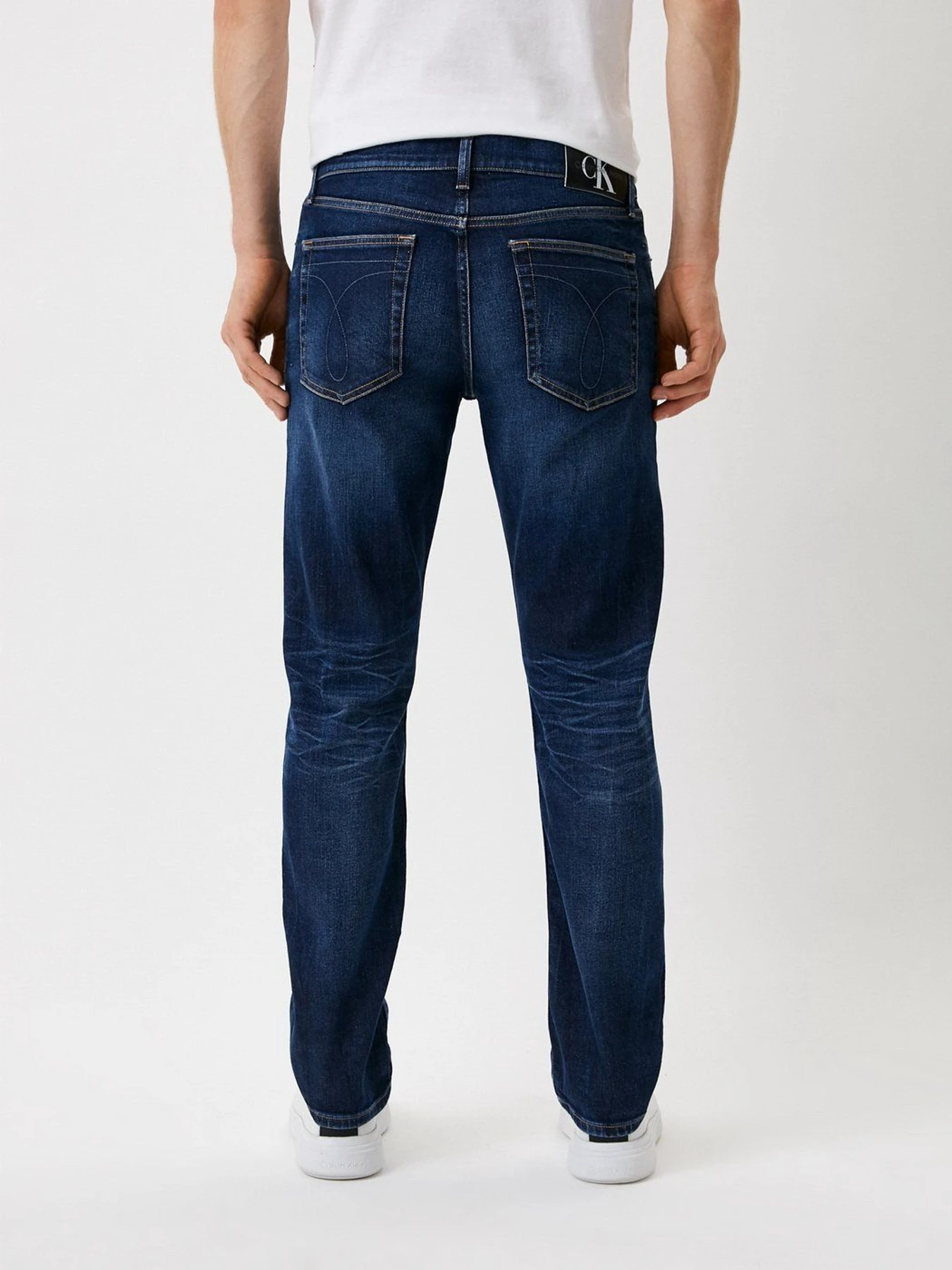 Джинси Calvin Klein Jeans модель J30J319947_1BJ Джинси Calvin Klein Jeans модель J30J319947_1BJ Фото