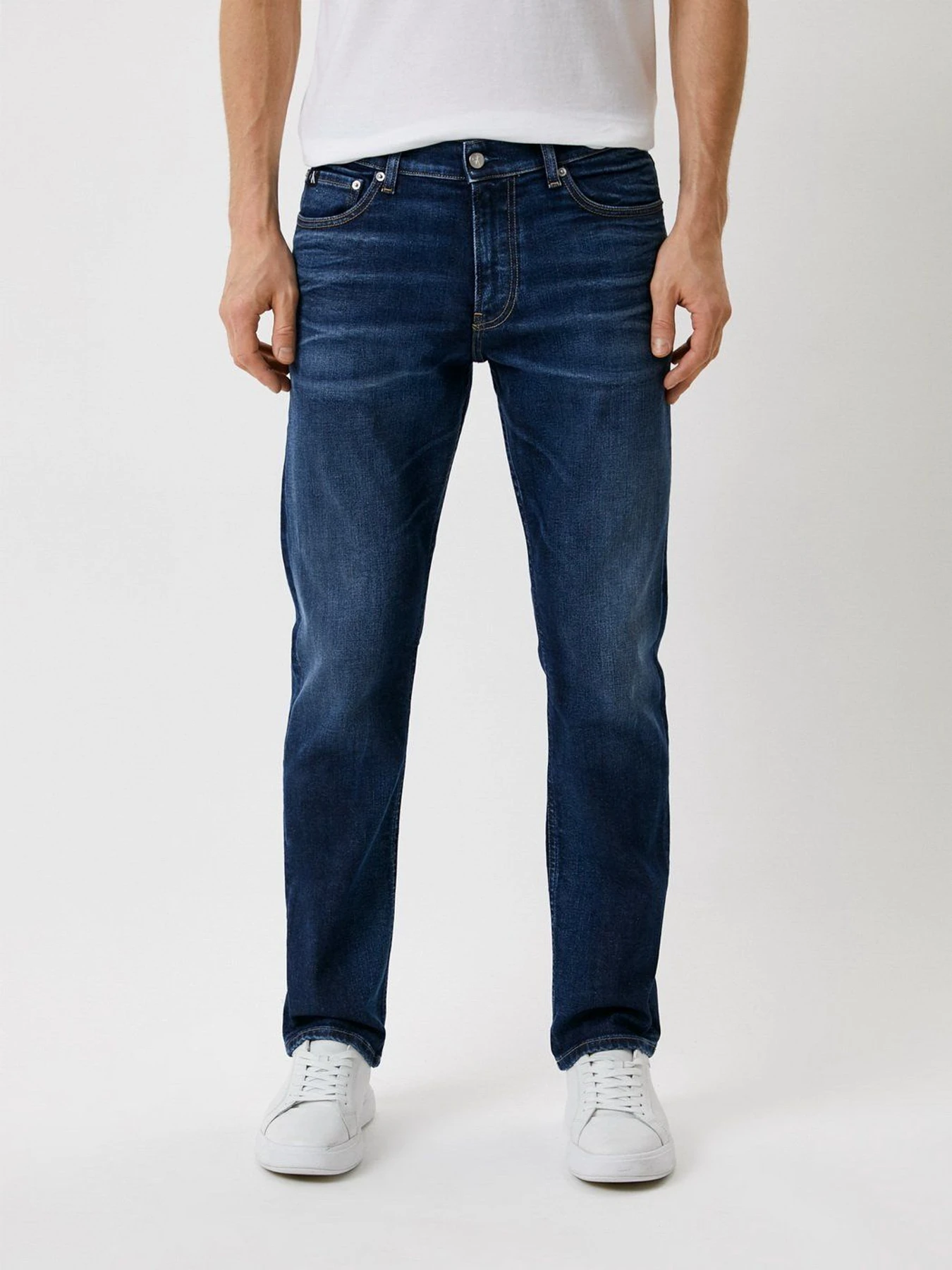 Джинси Calvin Klein Jeans модель J30J319947_1BJ Джинси Calvin Klein Jeans модель J30J319947_1BJ Фото
