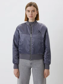 Куртки и дубленки Calvin Klein Jeans модель J20J217705_PTP Фото
