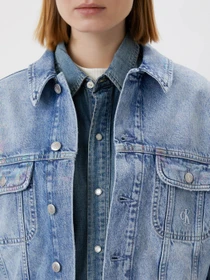 Куртки и дубленки Calvin Klein Jeans модель J20J217815_1A4 Фото