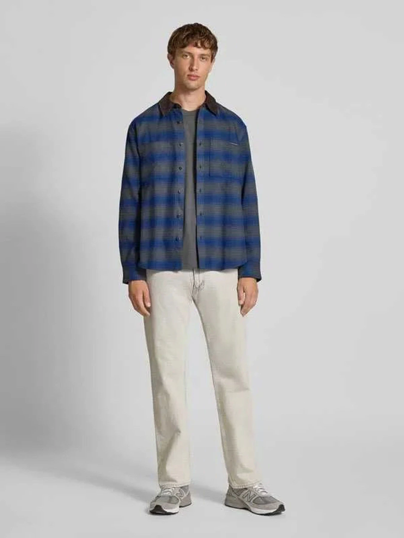 Куртки и дубленки Calvin Klein Jeans модель LV04RD107G-WD7 Куртки и дубленки Calvin Klein Jeans модель LV04RD107G-WD7 Фото