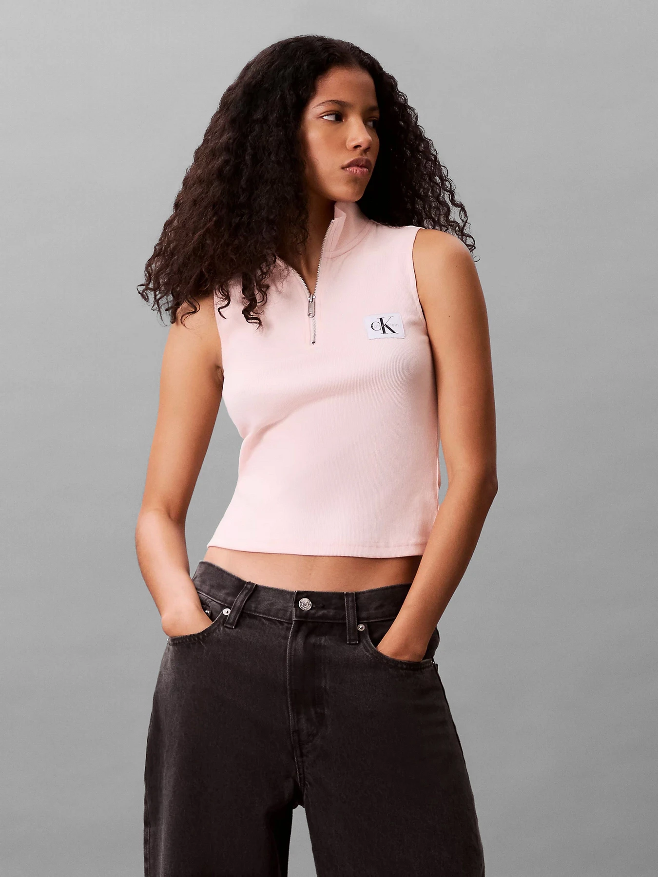 Футболки и поло Calvin Klein Jeans модель LV047C909G-VI7 Футболки и поло Calvin Klein Jeans модель LV047C909G-VI7 Фото