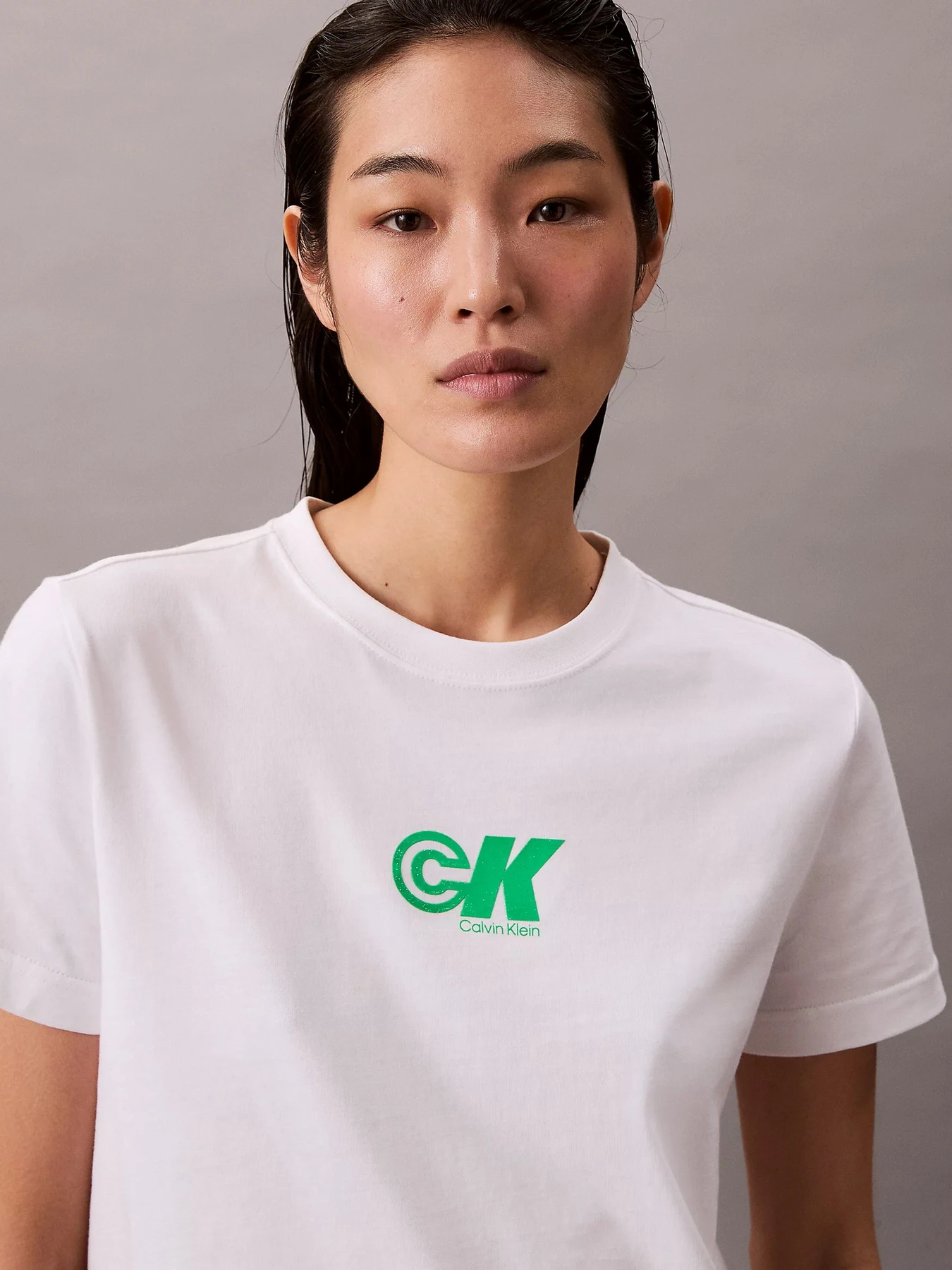 Футболки и поло Calvin Klein Jeans модель LV047C839G-YAA Футболки и поло Calvin Klein Jeans модель LV047C839G-YAA Фото