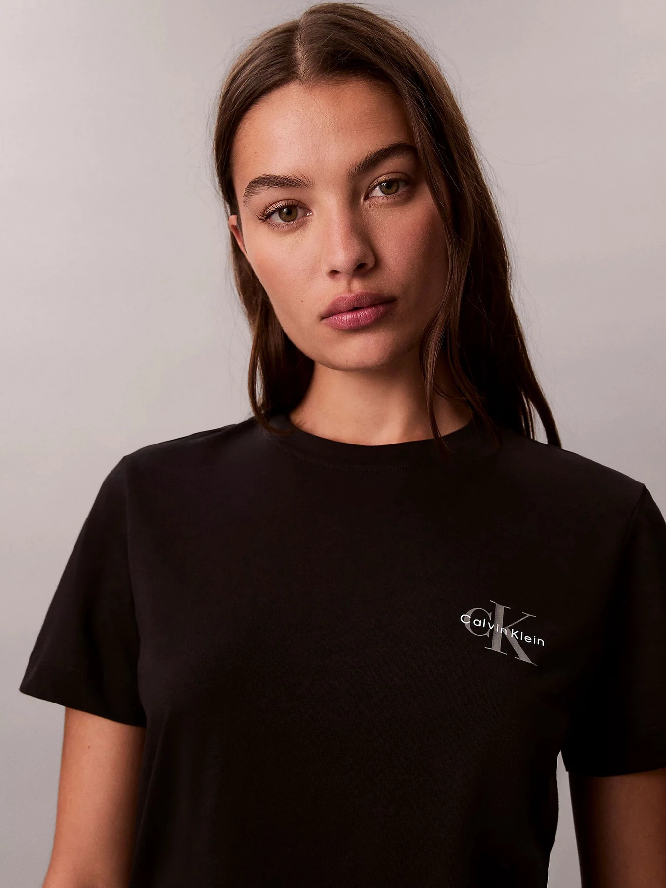 Футболки и поло Calvin Klein Jeans модель LV047C905G-UB1 Футболки и поло Calvin Klein Jeans модель LV047C905G-UB1 Фото