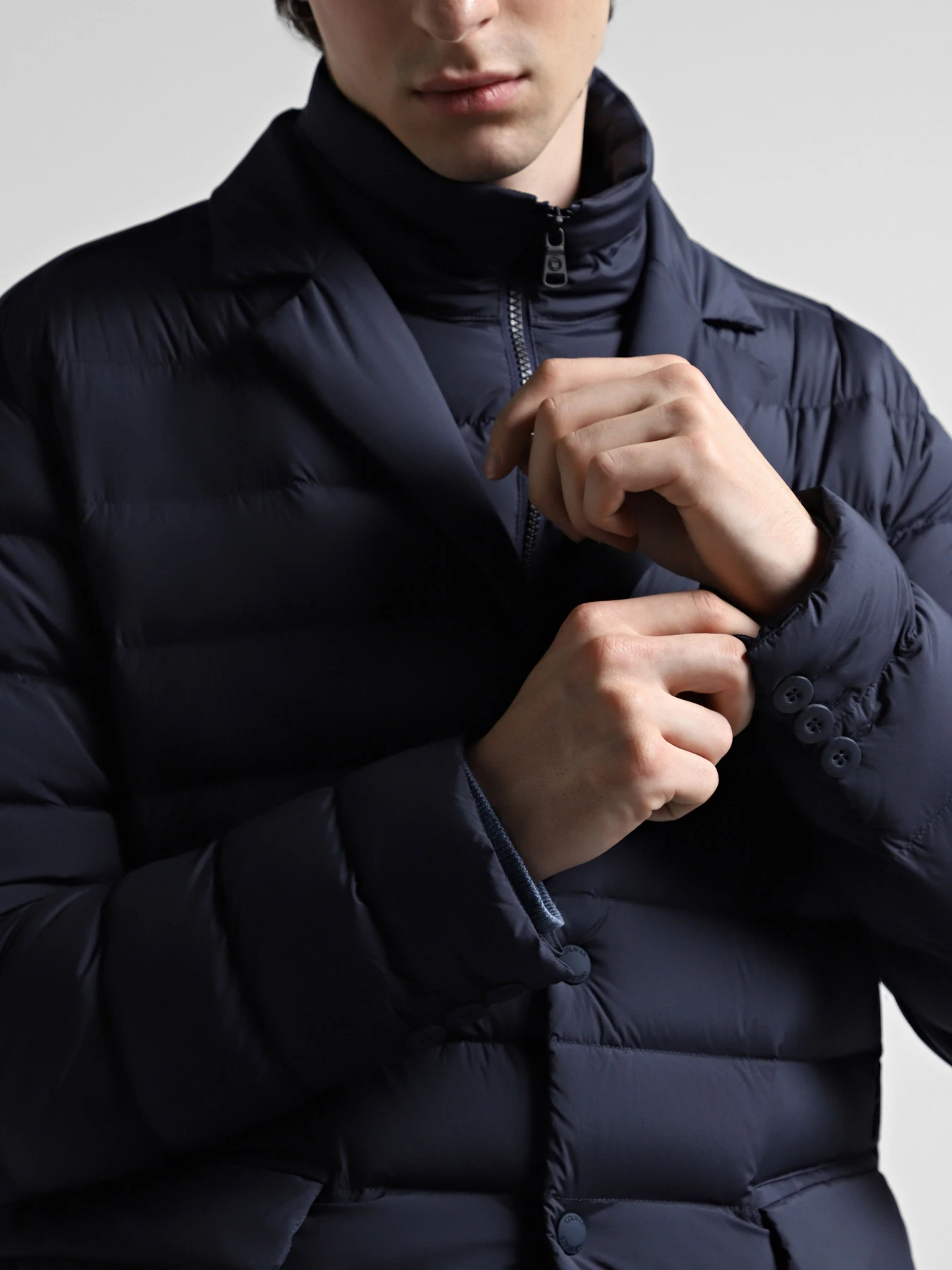 Куртки и дубленки Colmar модель 1223-2SE-68 Куртки и дубленки Colmar модель 1223-2SE-68 Фото