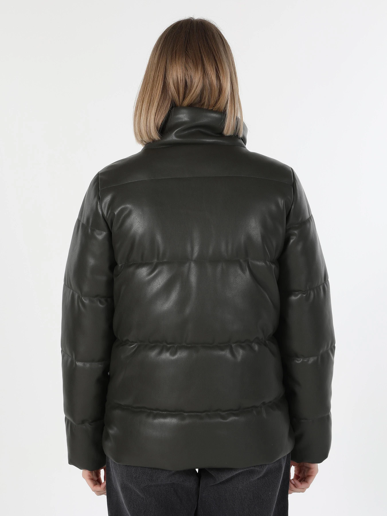 Куртки та дублянки Colin’s модель CL1060236KHA Куртки та дублянки Colin’s модель CL1060236KHA Фото