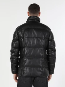 Куртки и дубленки Colin’s модель CL1060748BLK Фото