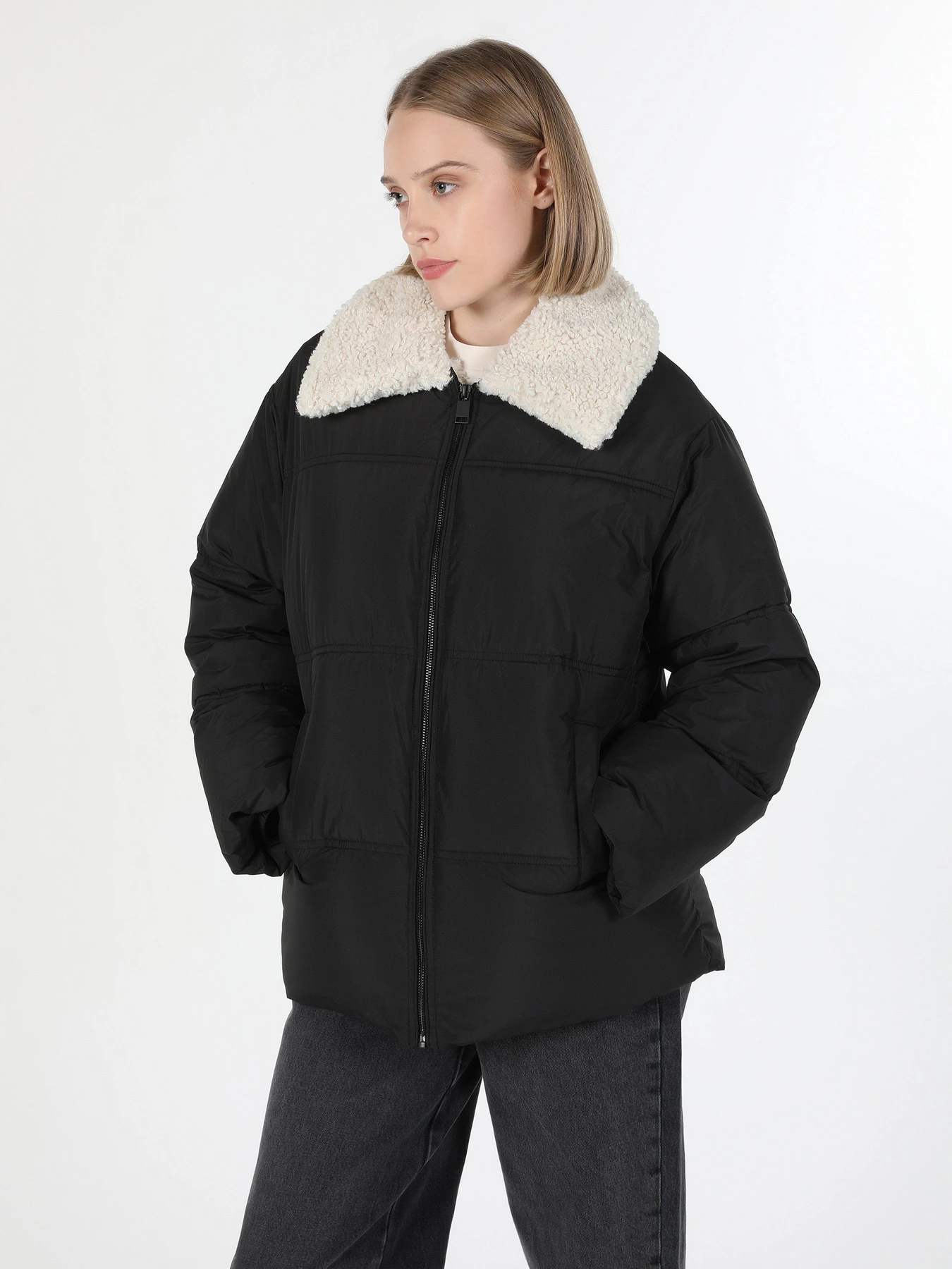 Куртки та дублянки Colin’s модель CL1060934BLK Фото