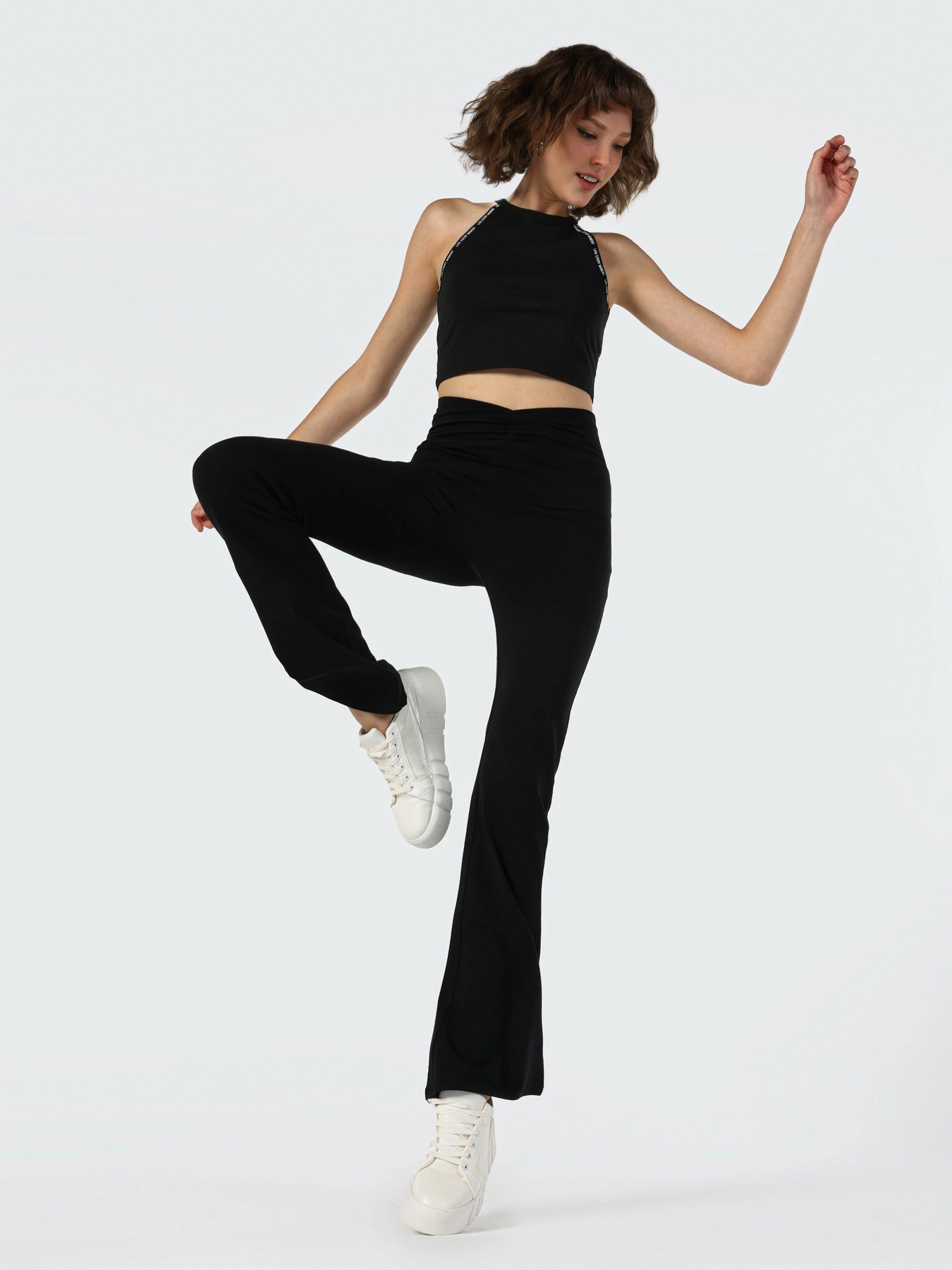Брюки Colin’s модель CL1063347BLK Брюки Colin’s модель CL1063347BLK Фото