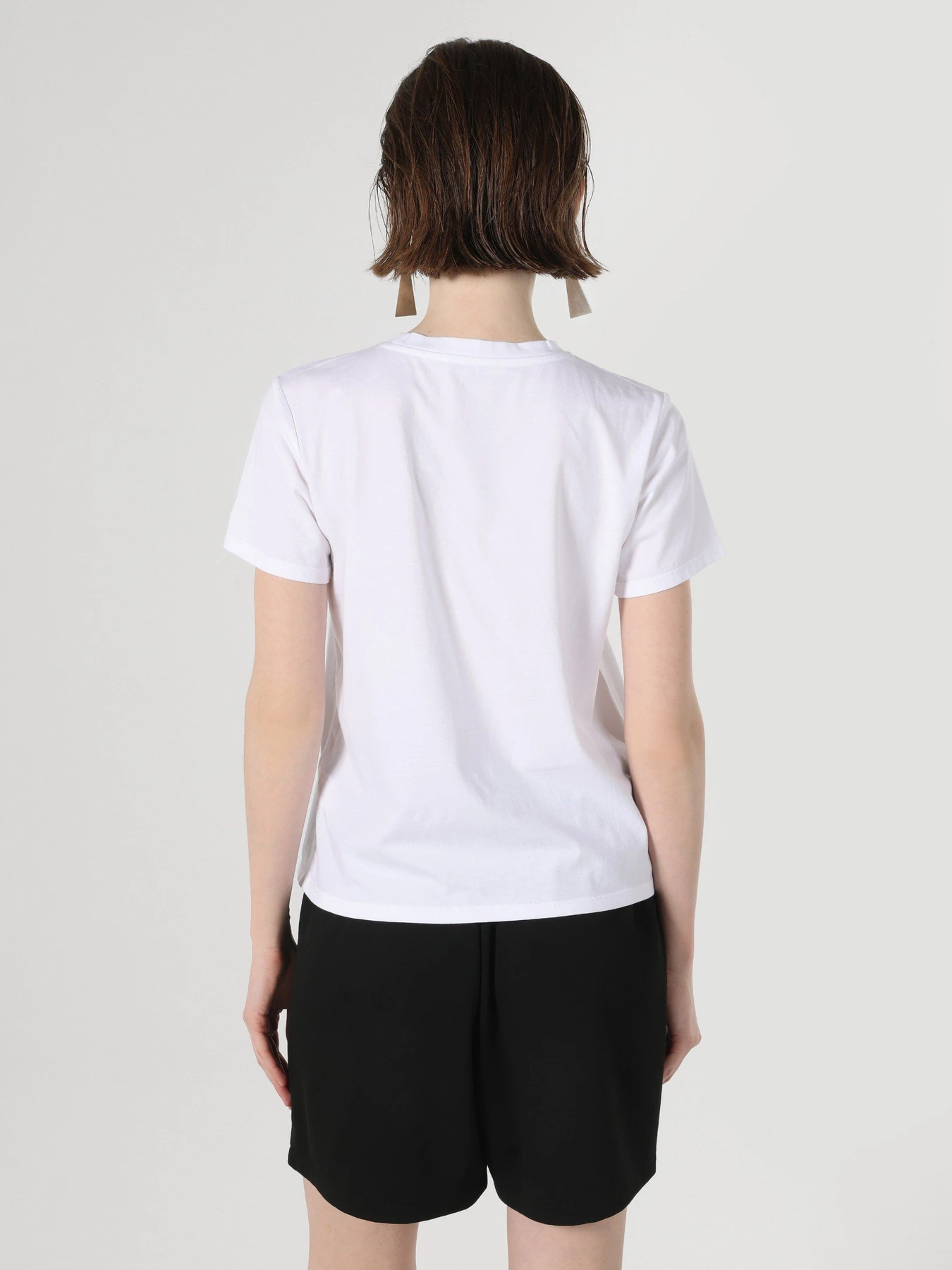 Футболки и поло Colin’s модель CL1064068WHT Футболки и поло Colin’s модель CL1064068WHT Фото