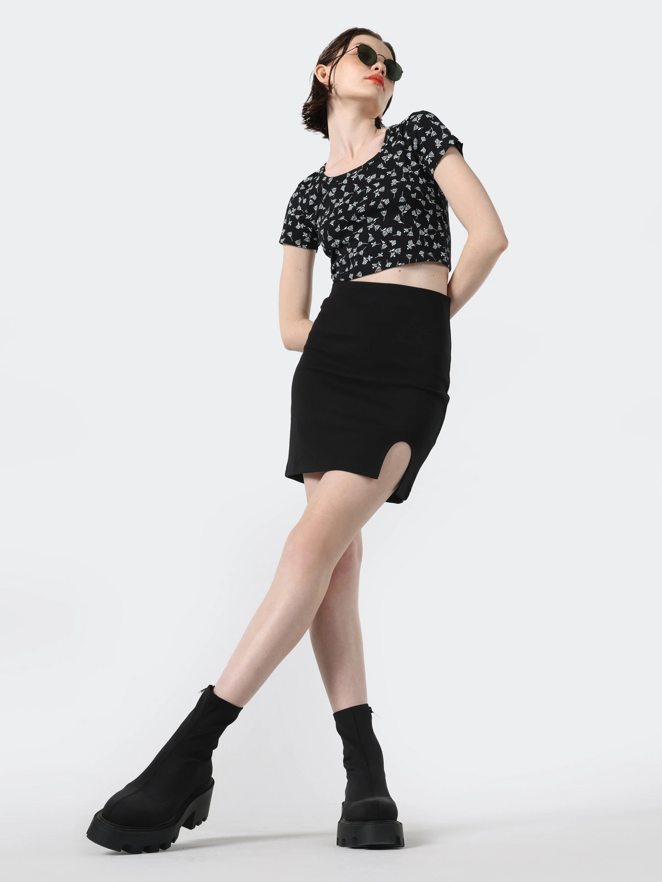 Спідниці Colin’s модель CL1064487BLK Спідниці Colin’s модель CL1064487BLK Фото