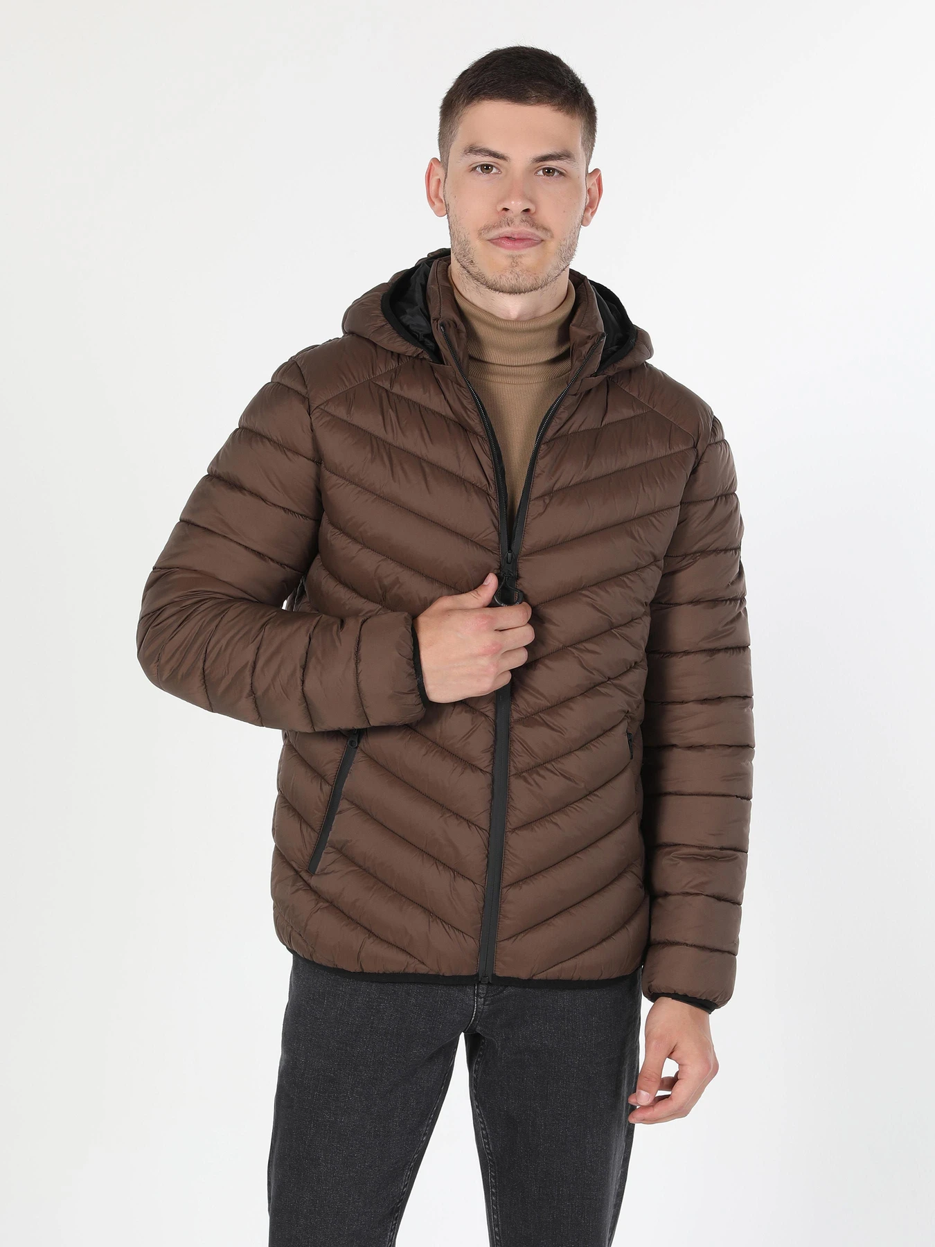 Куртки и дубленки Colin’s модель CL1021308BRW Куртки и дубленки Colin’s модель CL1021308BRW Фото