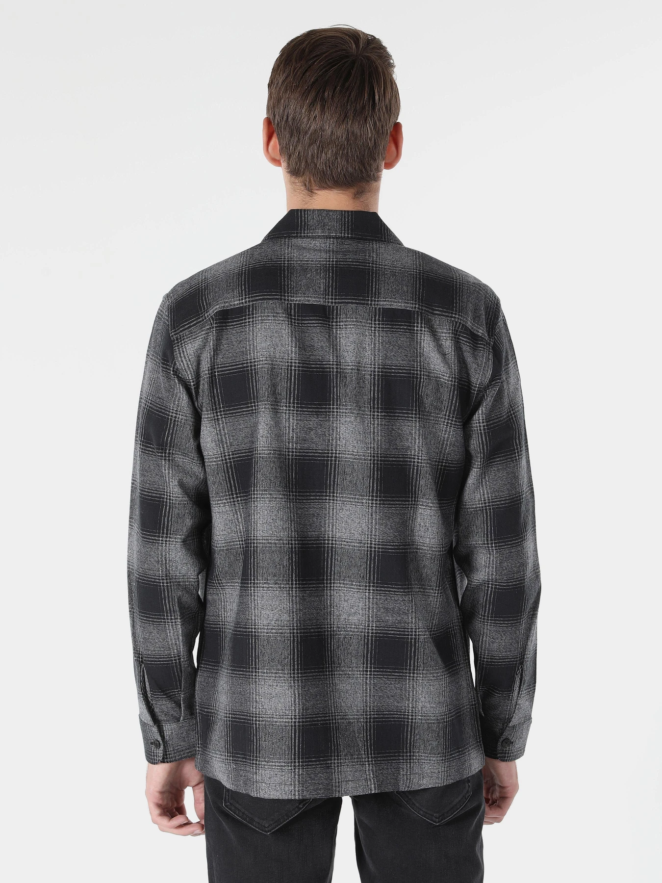 Рубашки Colin’s модель CL1049917BLK Рубашки Colin’s модель CL1049917BLK Фото
