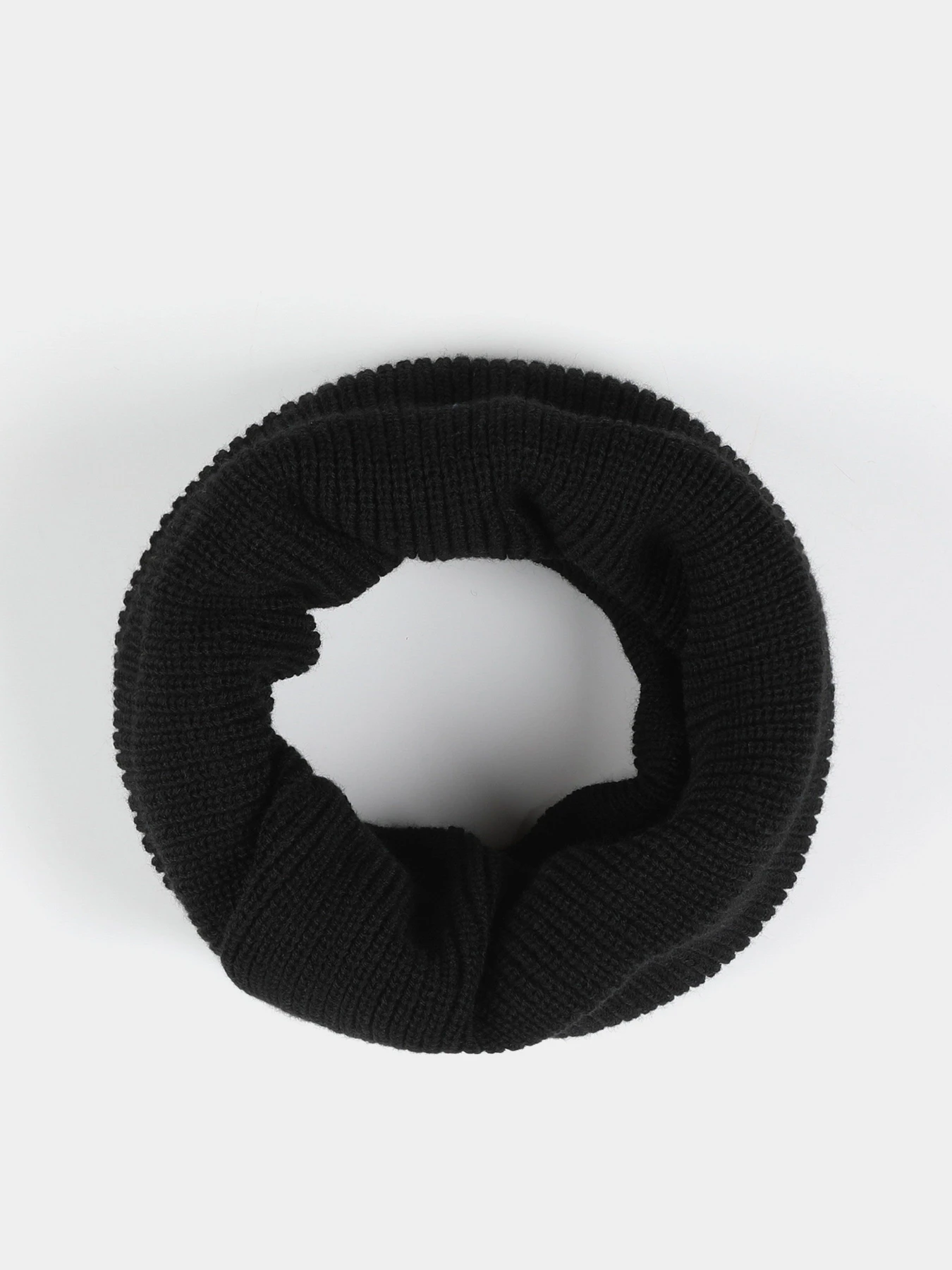 Шарфи та хустки Colin’s модель CL1061271BLK Шарфи та хустки Colin’s модель CL1061271BLK Фото