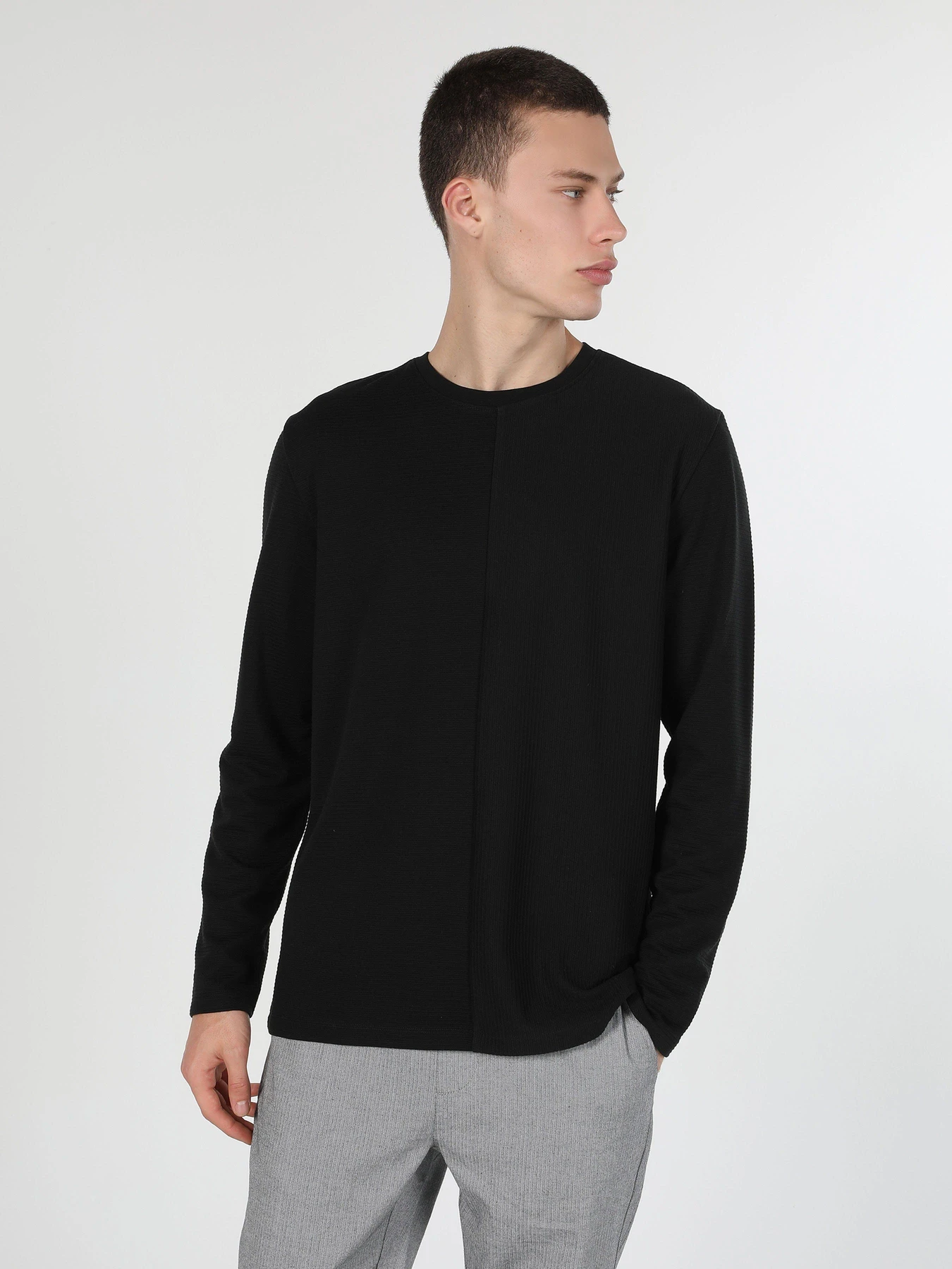 Худи и свитшоты Colin’s модель CL1060211BLK Фото