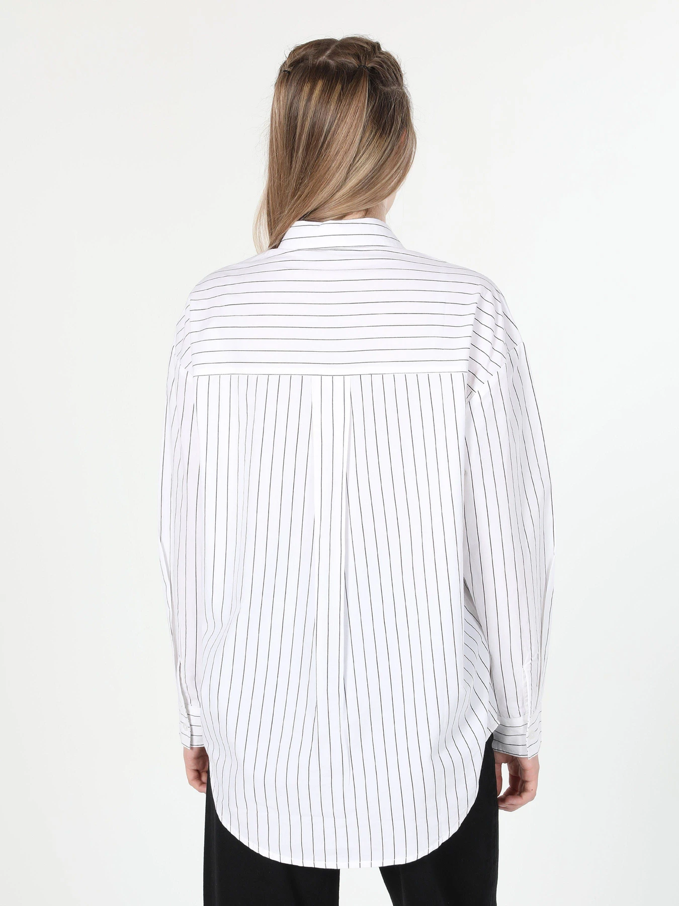 Сорочки Colin’s модель CL1060264WHT Фото