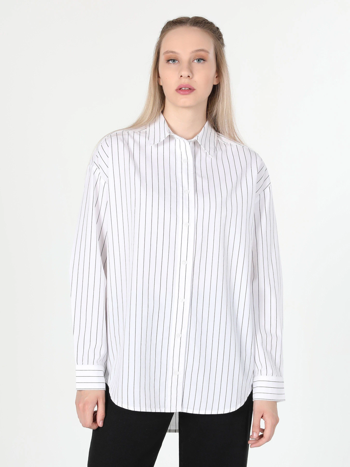 Сорочки Colin’s модель CL1060264WHT Фото