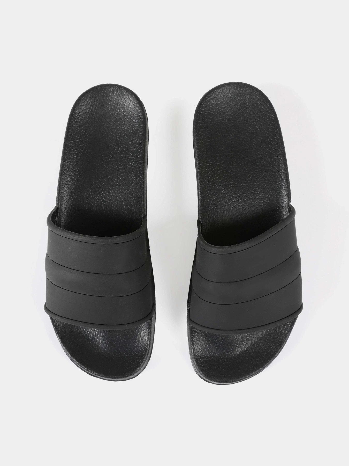 Шлёпанцы Colin’s модель CL1064260BLK Фото