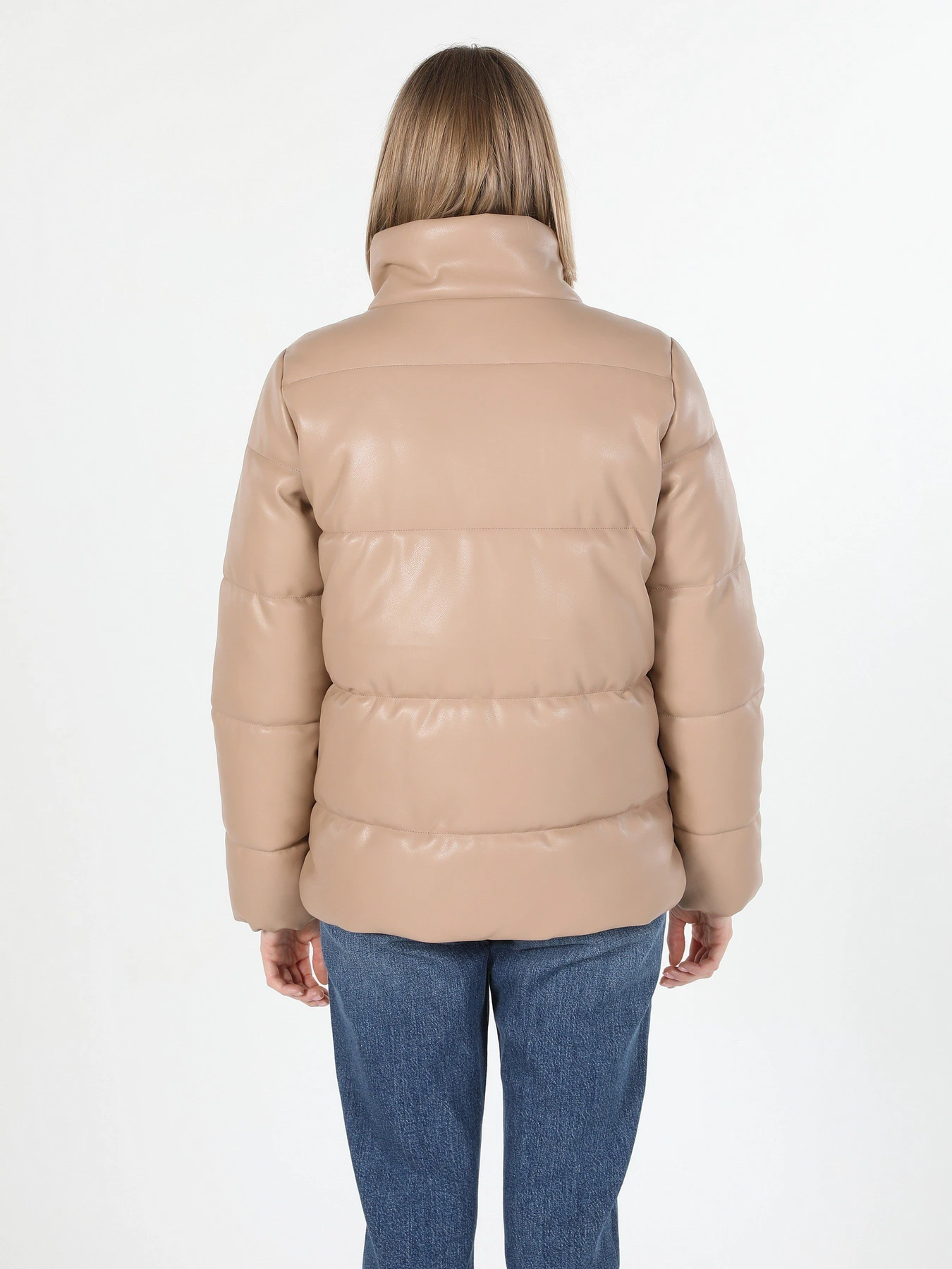 Куртки та дублянки Colin’s модель CL1060236BEI Куртки та дублянки Colin’s модель CL1060236BEI Фото