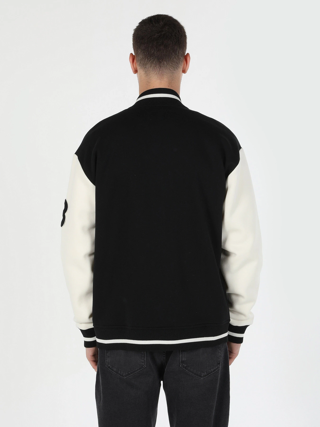Куртки та дублянки Colin’s модель CL1060474BLK Фото