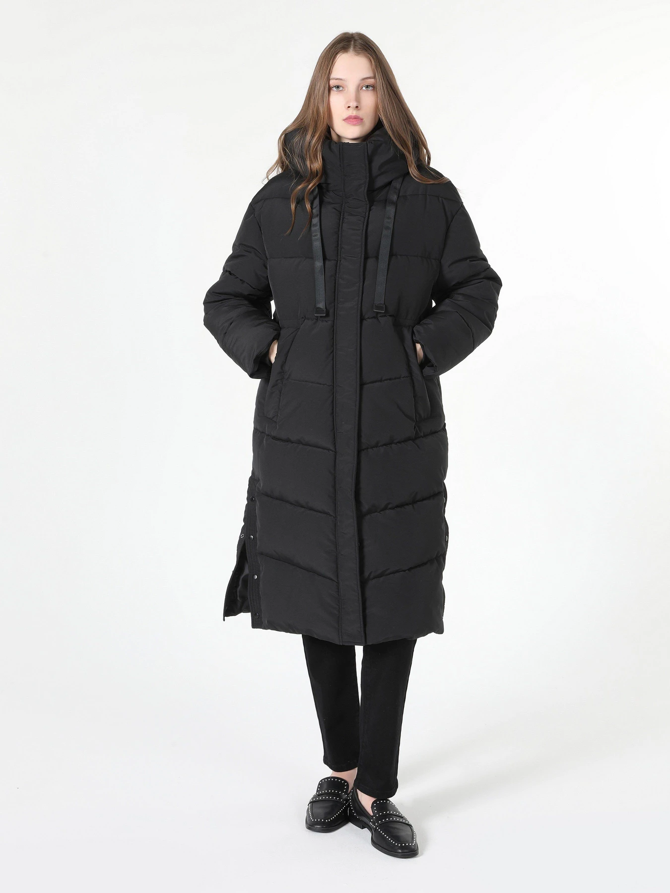 Пальто и плащи Colin’s модель CL1060952BLK Пальто и плащи Colin’s модель CL1060952BLK Фото