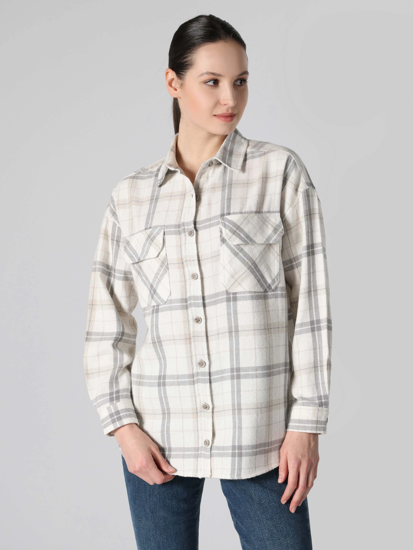 Сорочки Colin’s модель CL1061055BEI Сорочки Colin’s модель CL1061055BEI Фото