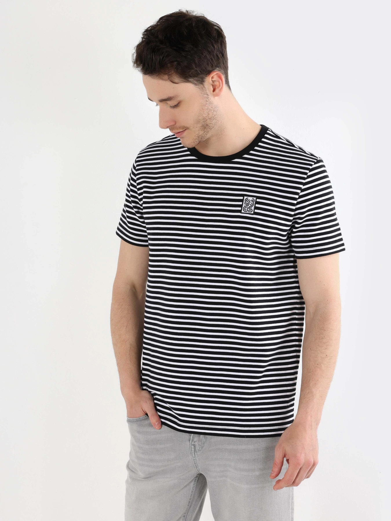 Футболки и поло Colin’s модель CL1062870BLK Футболки и поло Colin’s модель CL1062870BLK Фото