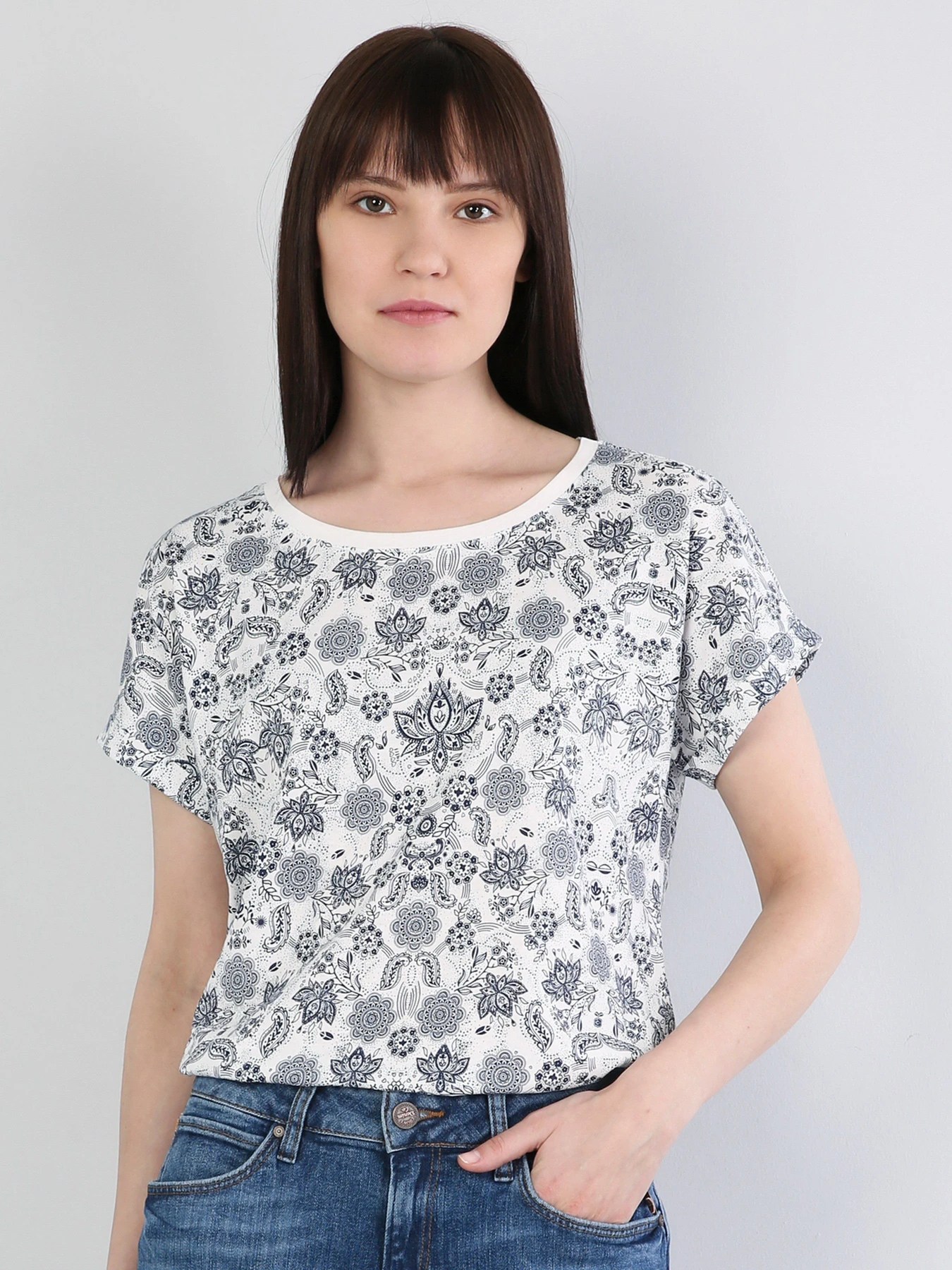 Футболки і поло Colin’s модель CL1043758WHT Футболки і поло Colin’s модель CL1043758WHT Фото